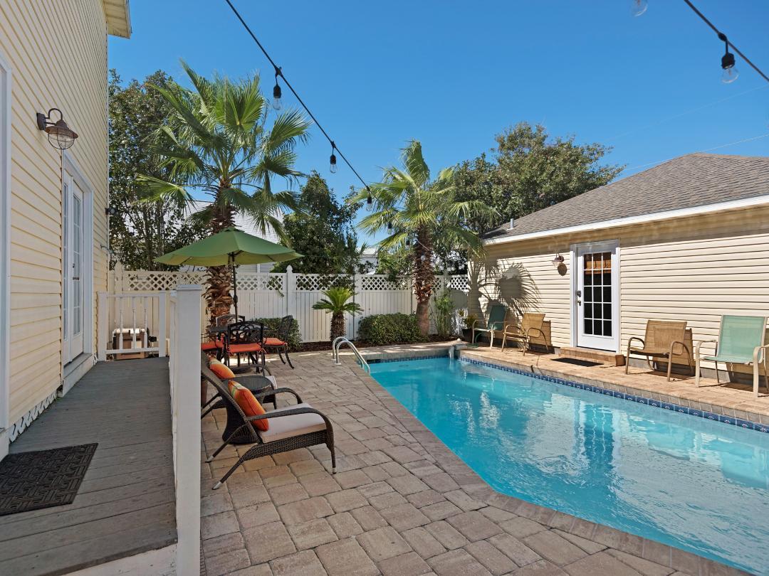 CRYSTAL BEACH - Residential