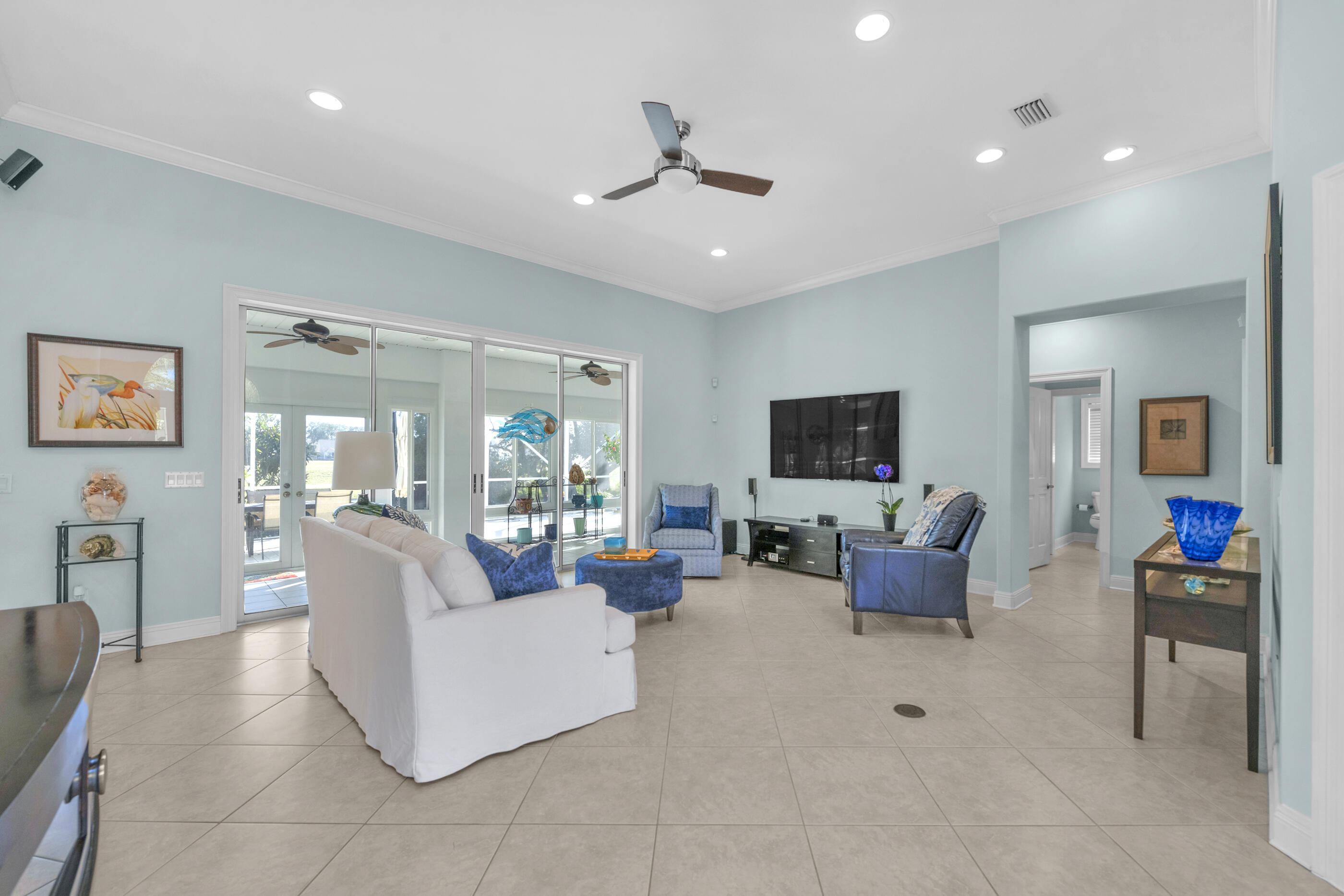 SANTA ROSA SHORES - Residential