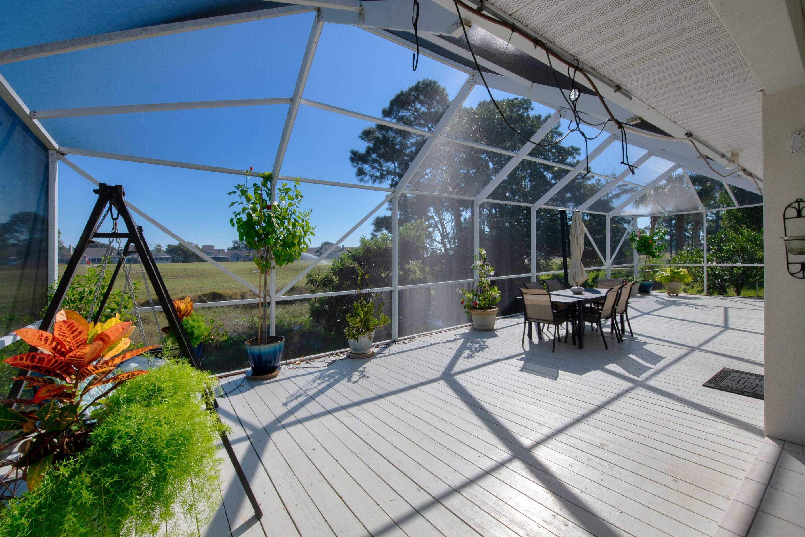 SANTA ROSA SHORES - Residential