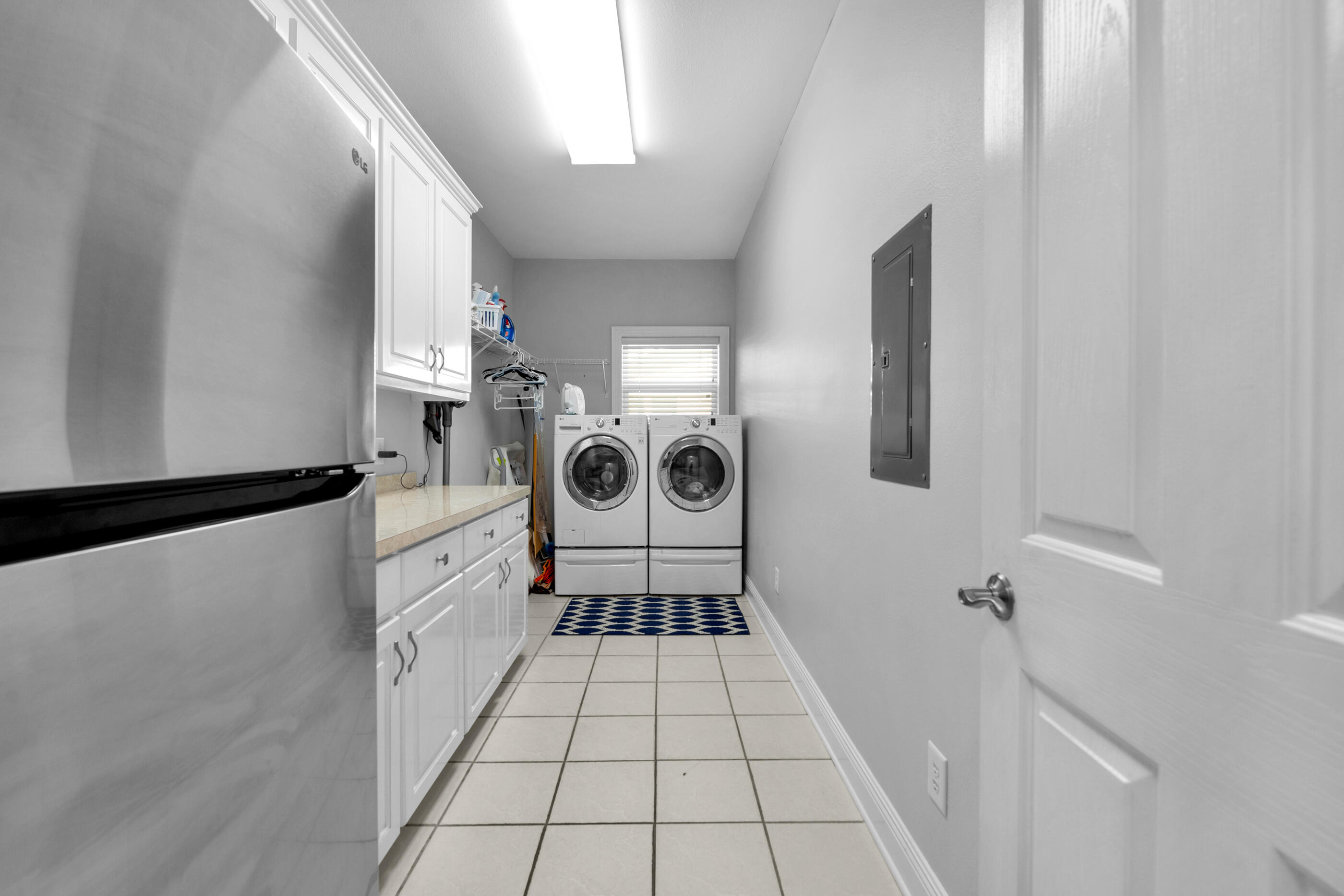 SANTA ROSA SHORES - Residential