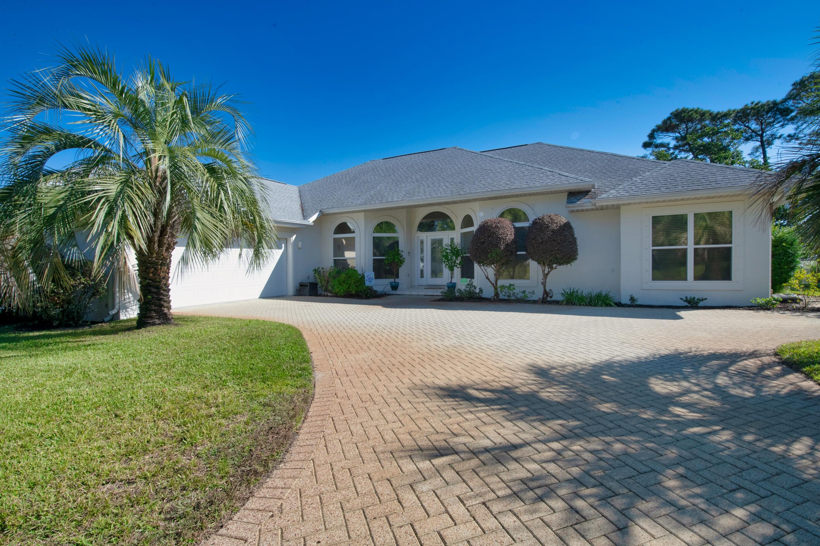 SANTA ROSA SHORES - Residential