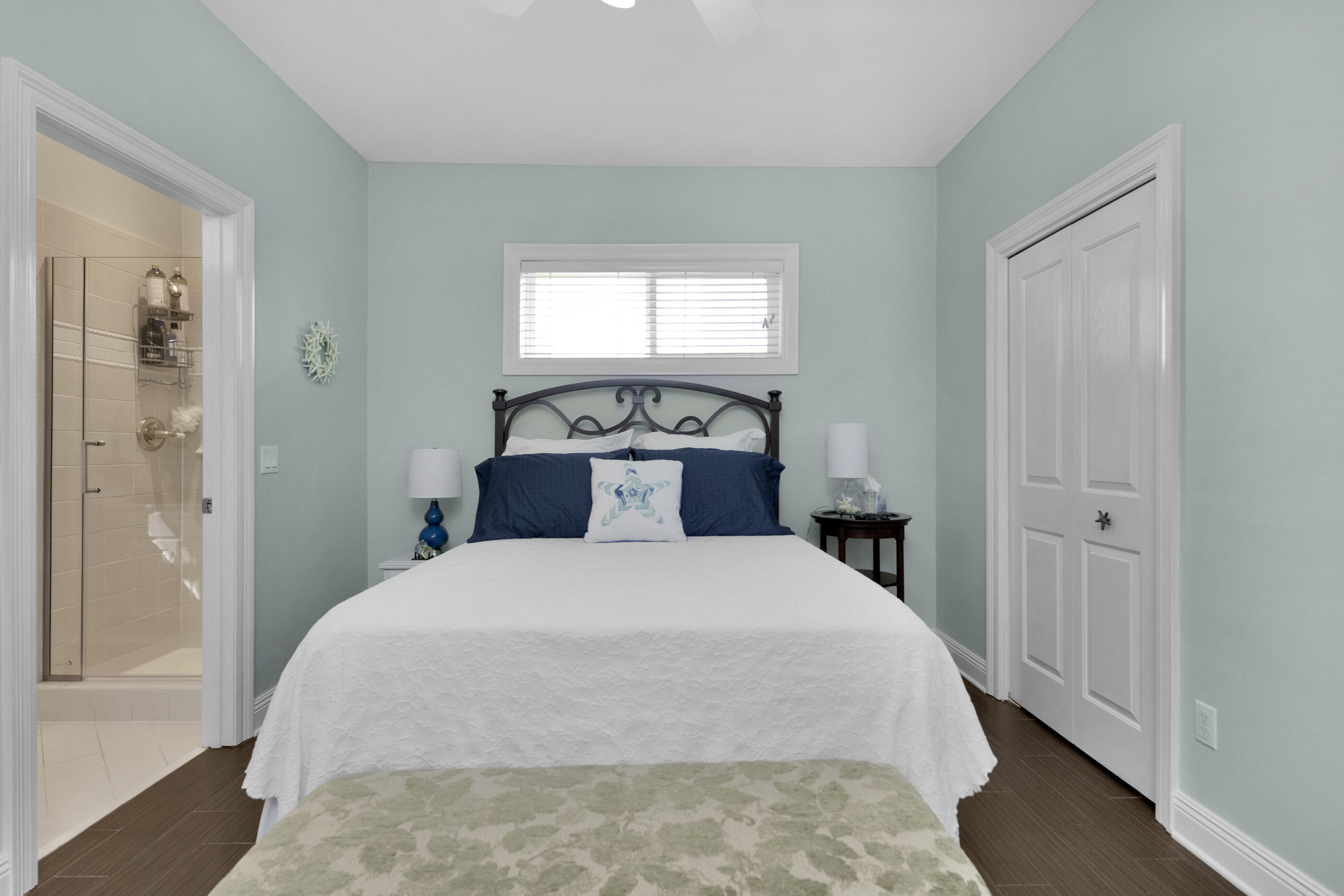 SANTA ROSA SHORES - Residential