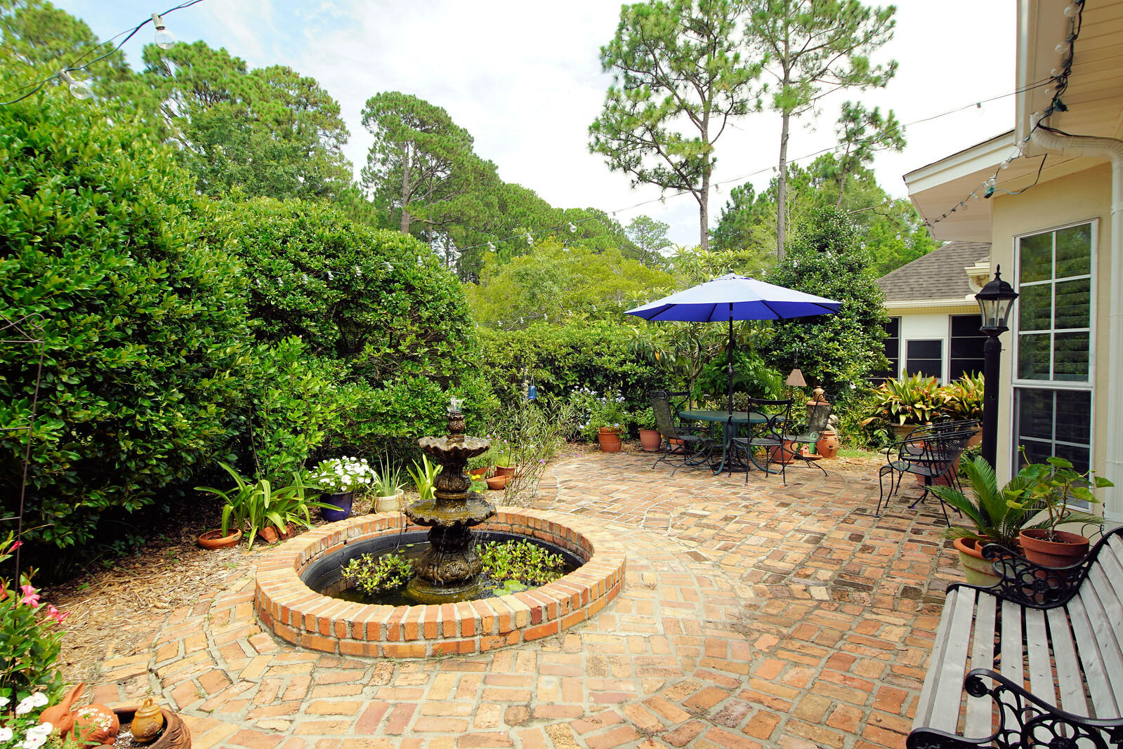 OAKMONT PLACE - Residential