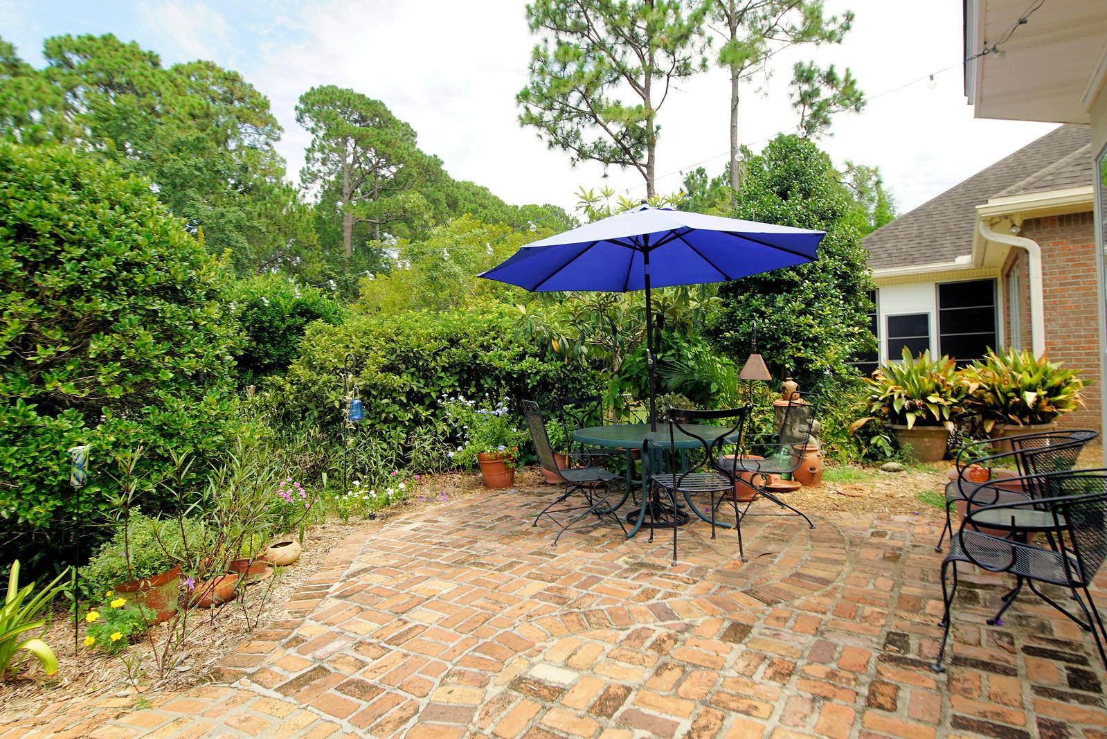 OAKMONT PLACE - Residential