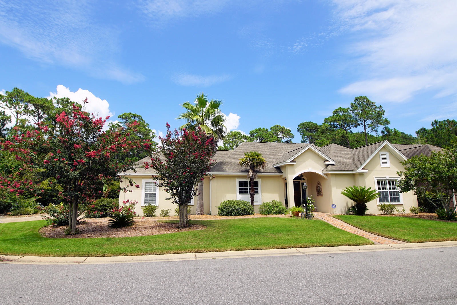 OAKMONT PLACE - Residential