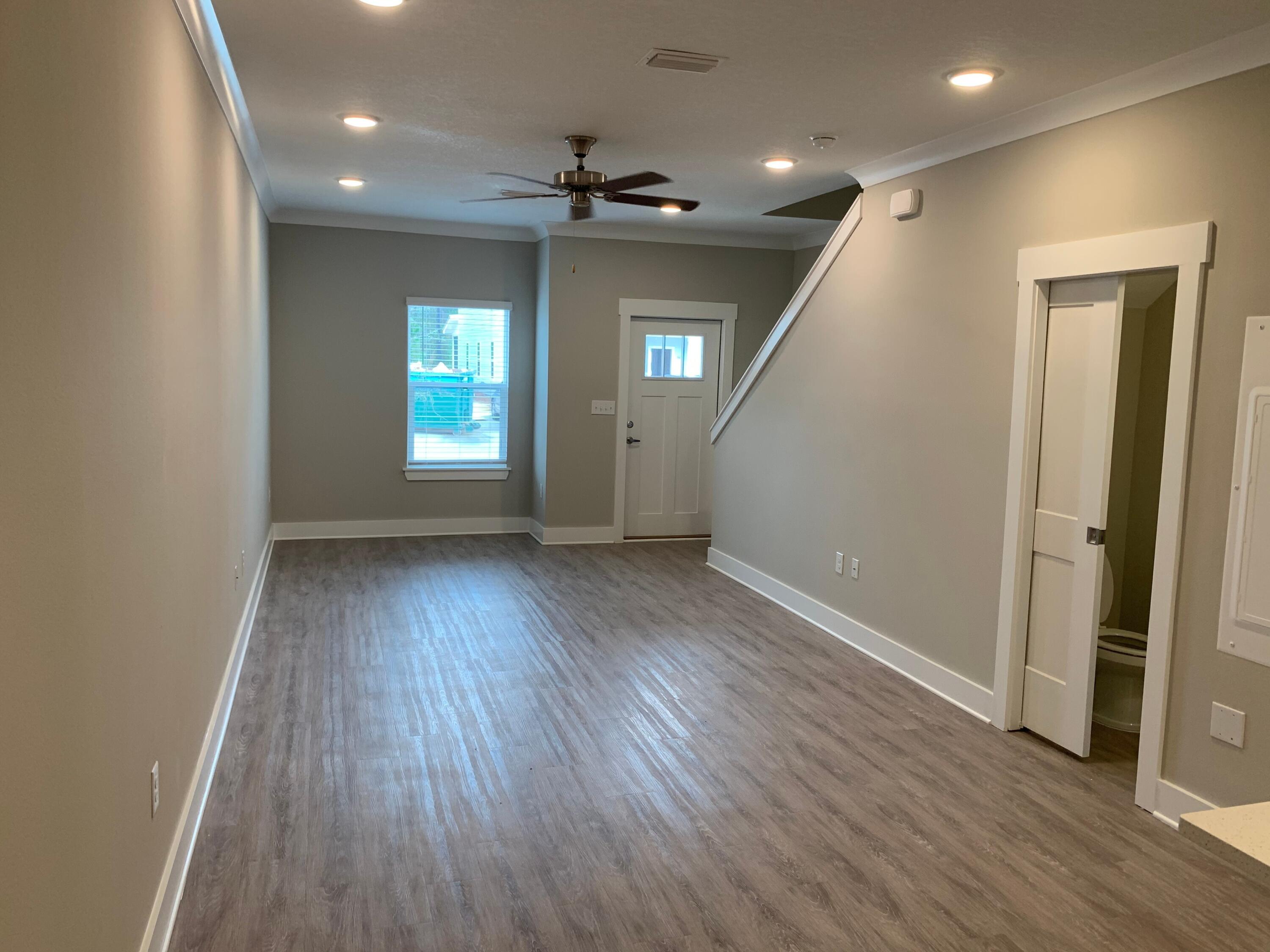 VERANDAS OF FREEPORT, THE - Residential Lease