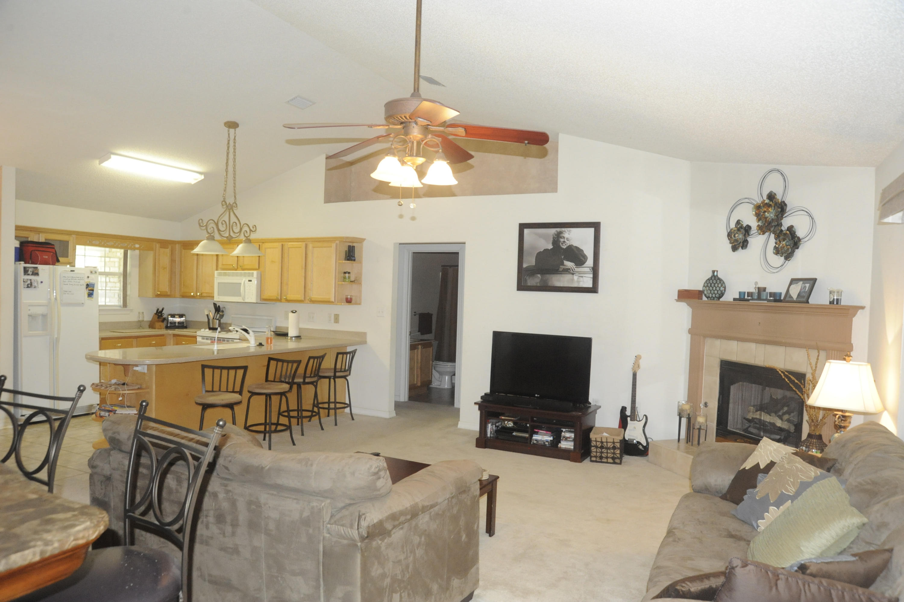 INDIAN WOODS - Residential