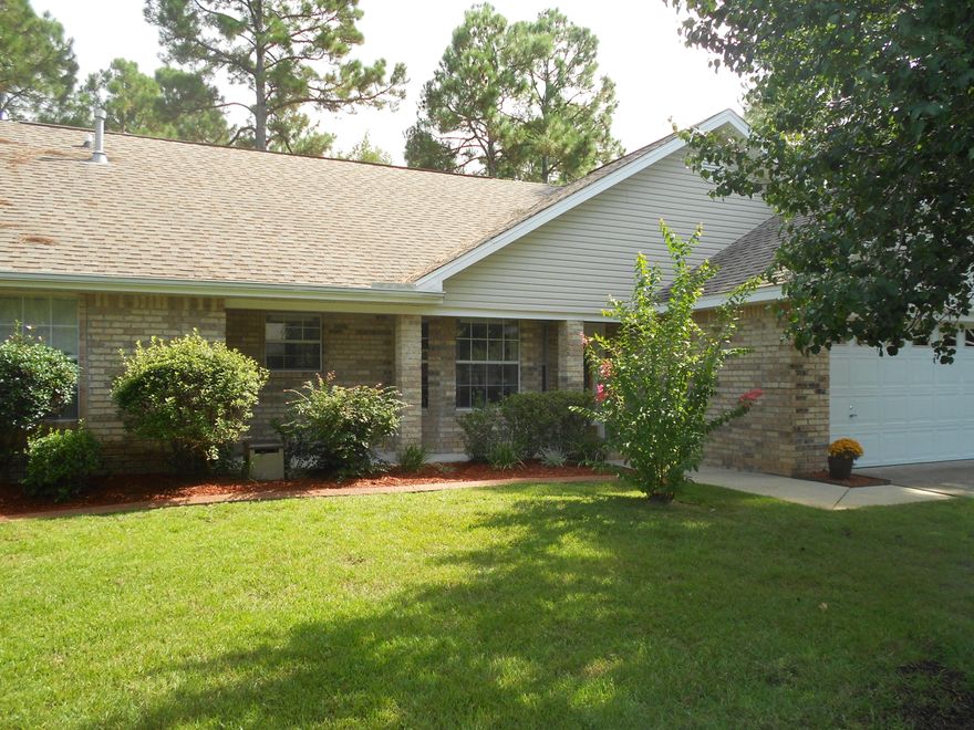 This warm split bedroom, brick home, is located off of Indian Trail, in Indian Woods subdivision. This private, but popular neighborhood, is located close to shopping, restaurants, beaches and the Destin Harbor. Open floor plan, with large living area, includes a fireplace, and ceiling fans. Enjoy the privacy of the backyard, in the covered, and screened porch.