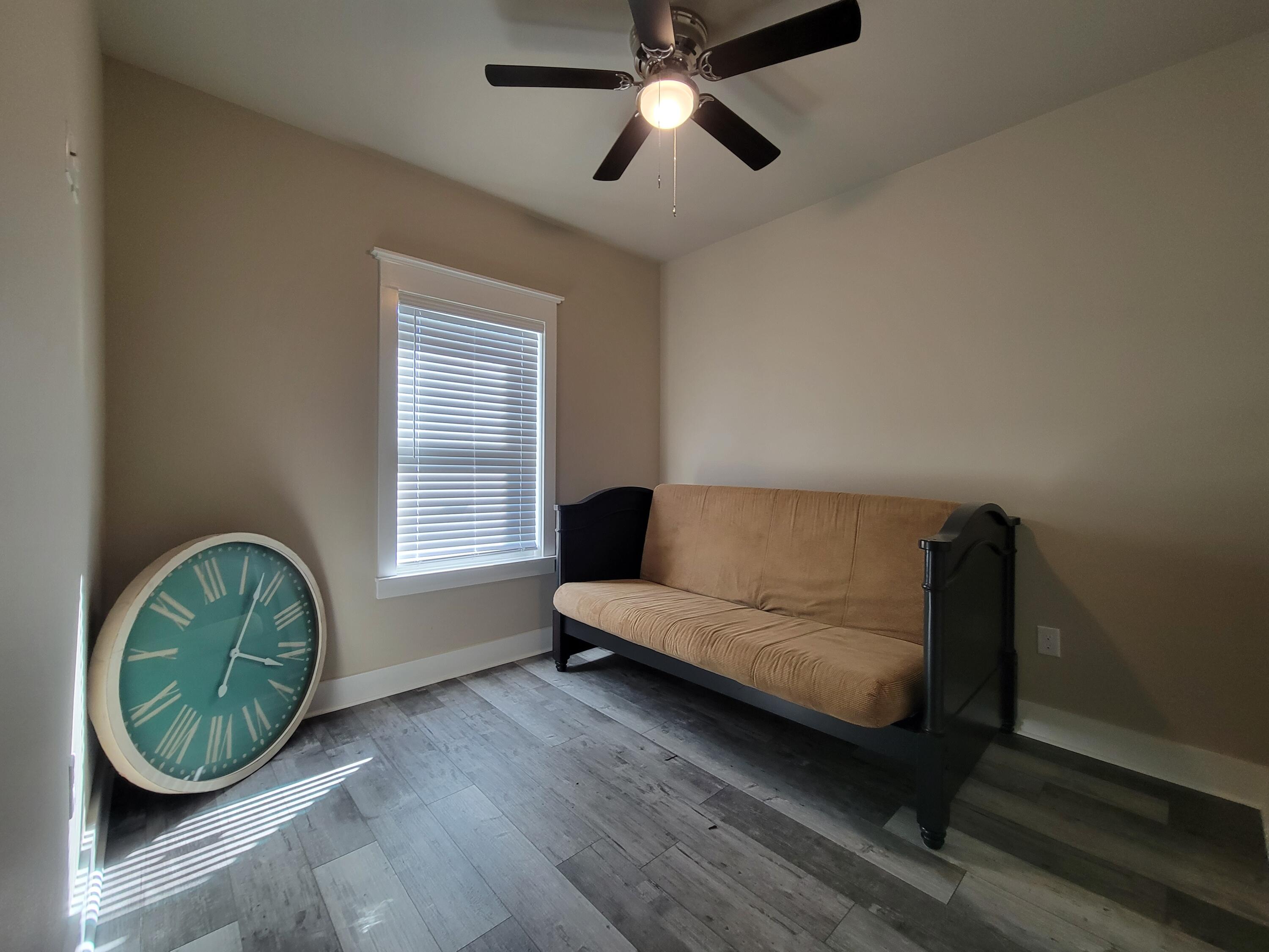 TOWN OF SANTA ROSA - Residential Lease