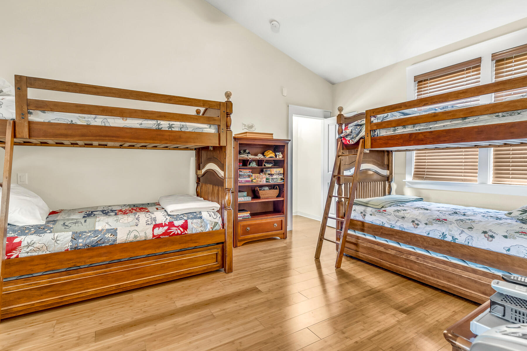 LAUREL GROVE - Residential