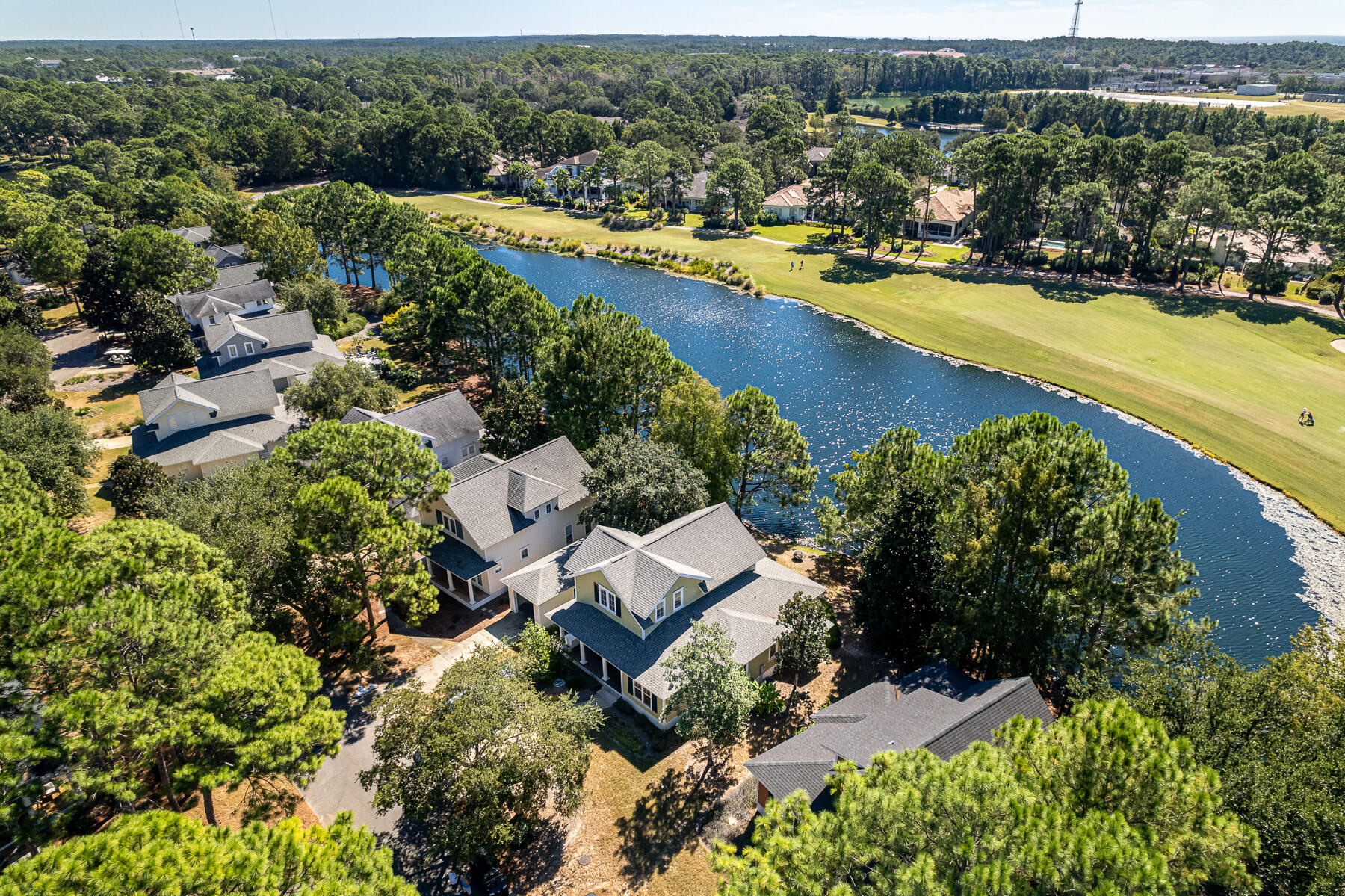 LAUREL GROVE - Residential