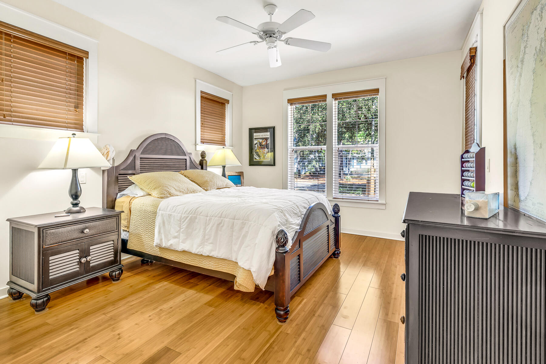 LAUREL GROVE - Residential