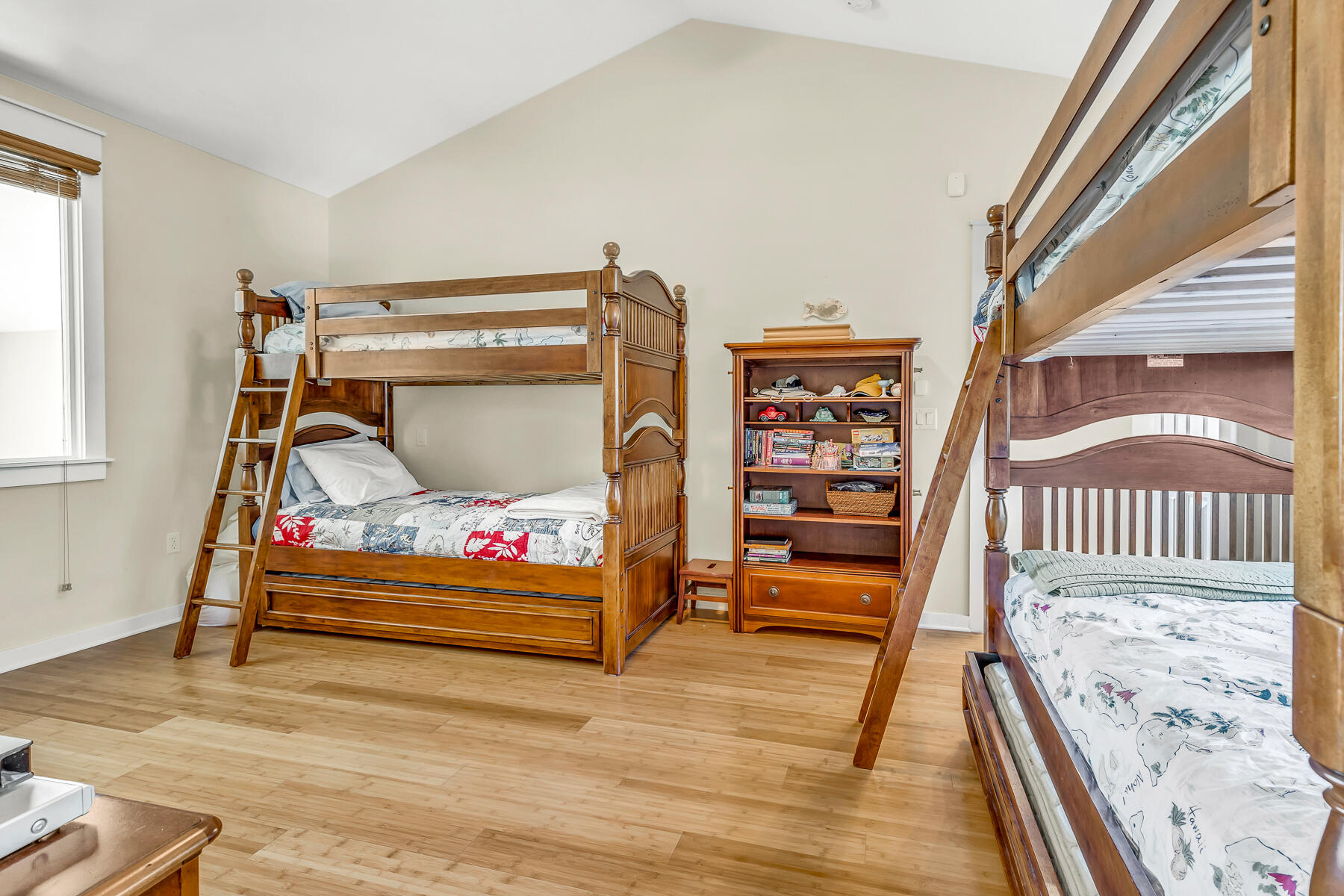 LAUREL GROVE - Residential