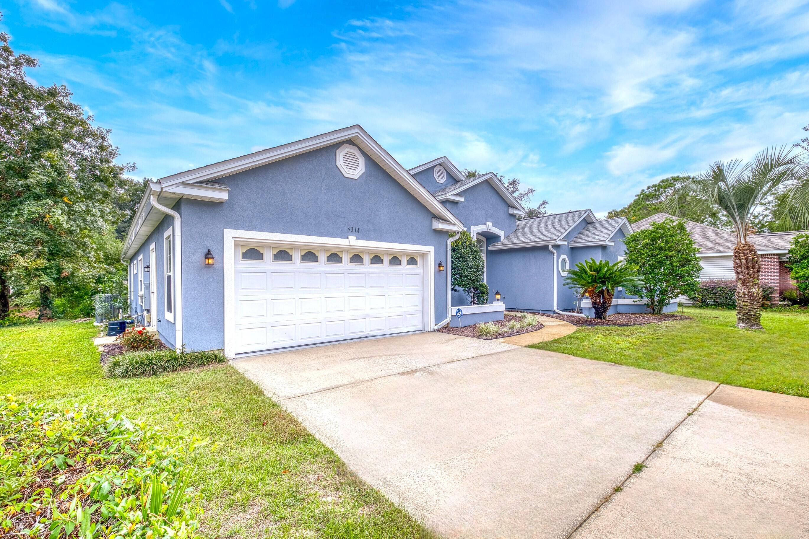 HIDDEN LAKES - Residential