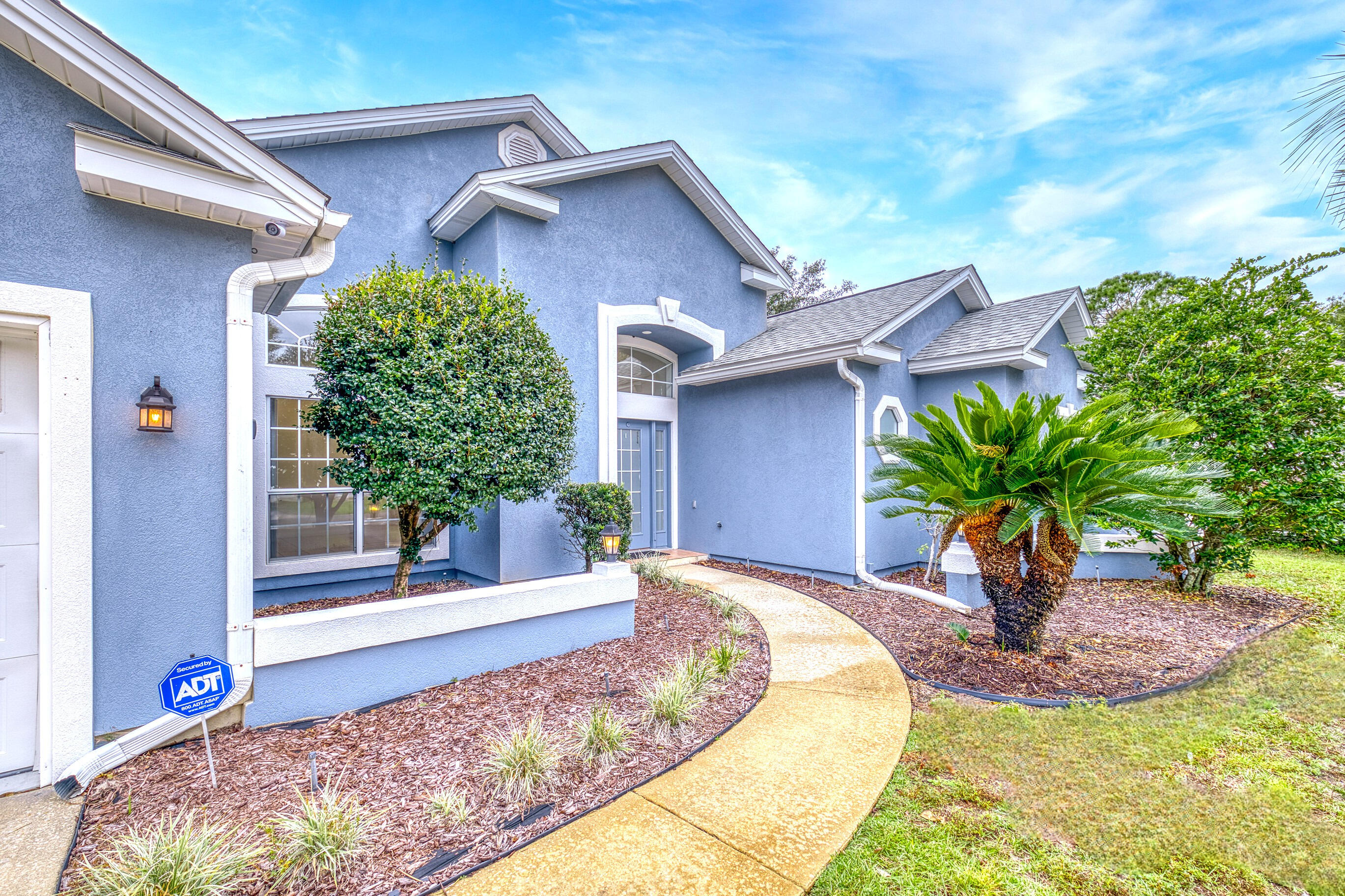 HIDDEN LAKES - Residential