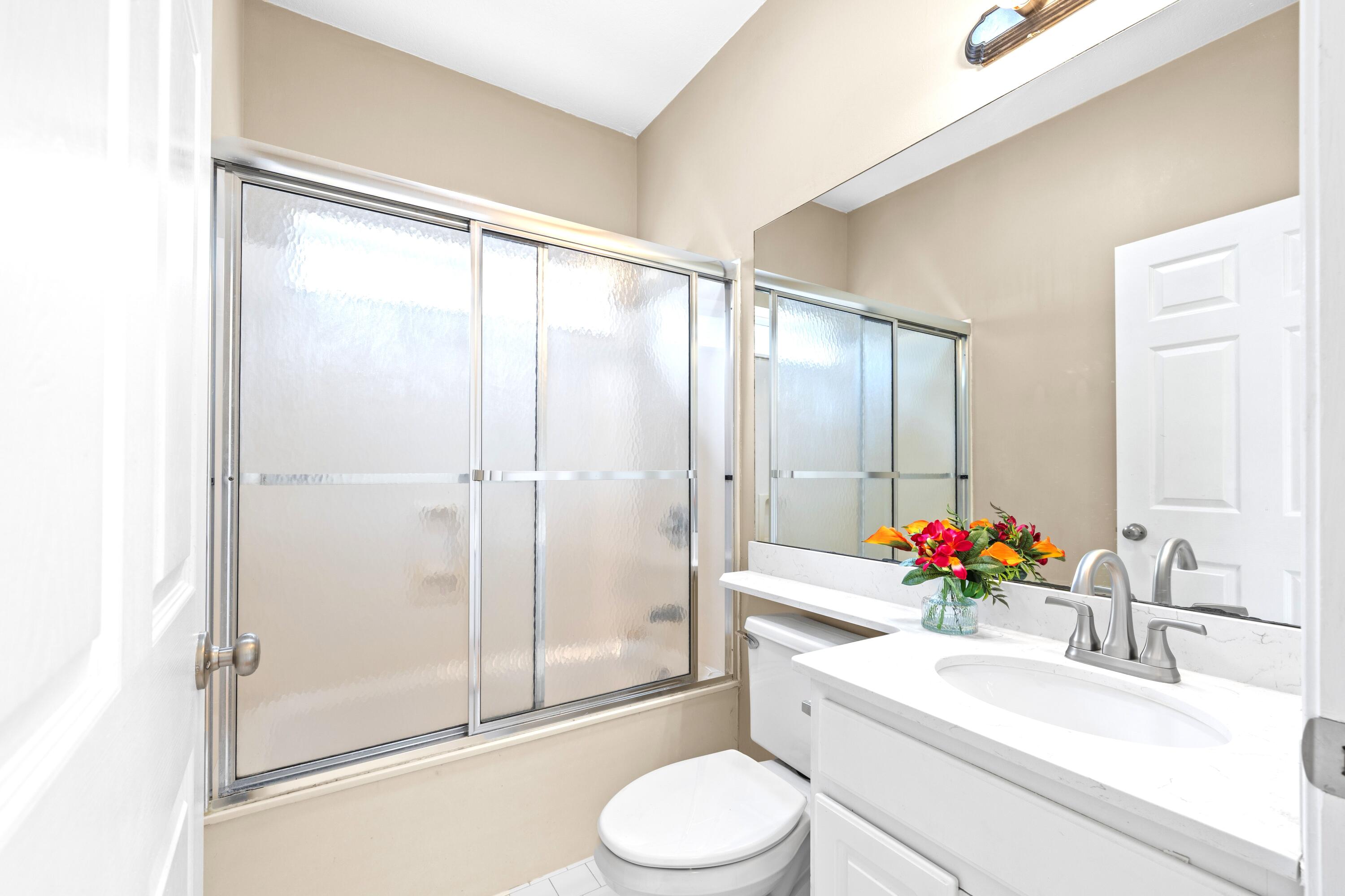 HIDDEN LAKES - Residential