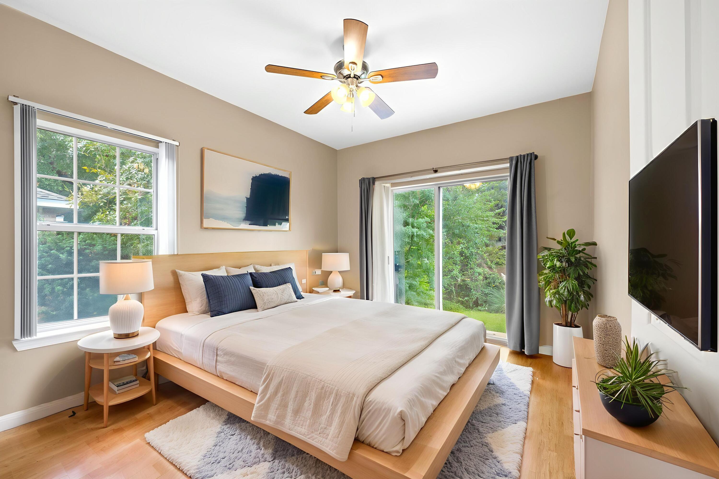 HIDDEN LAKES - Residential