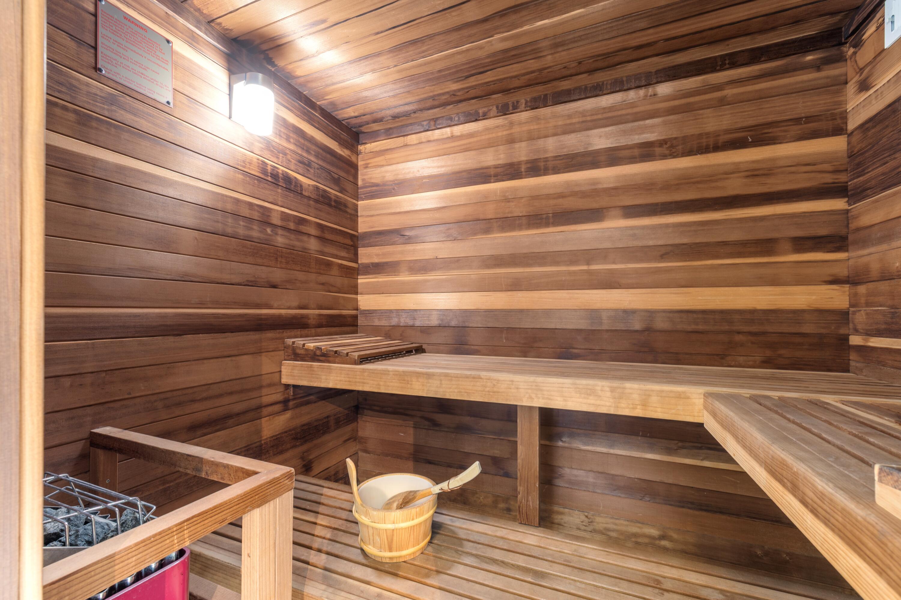 HIDDEN LAKES - Residential