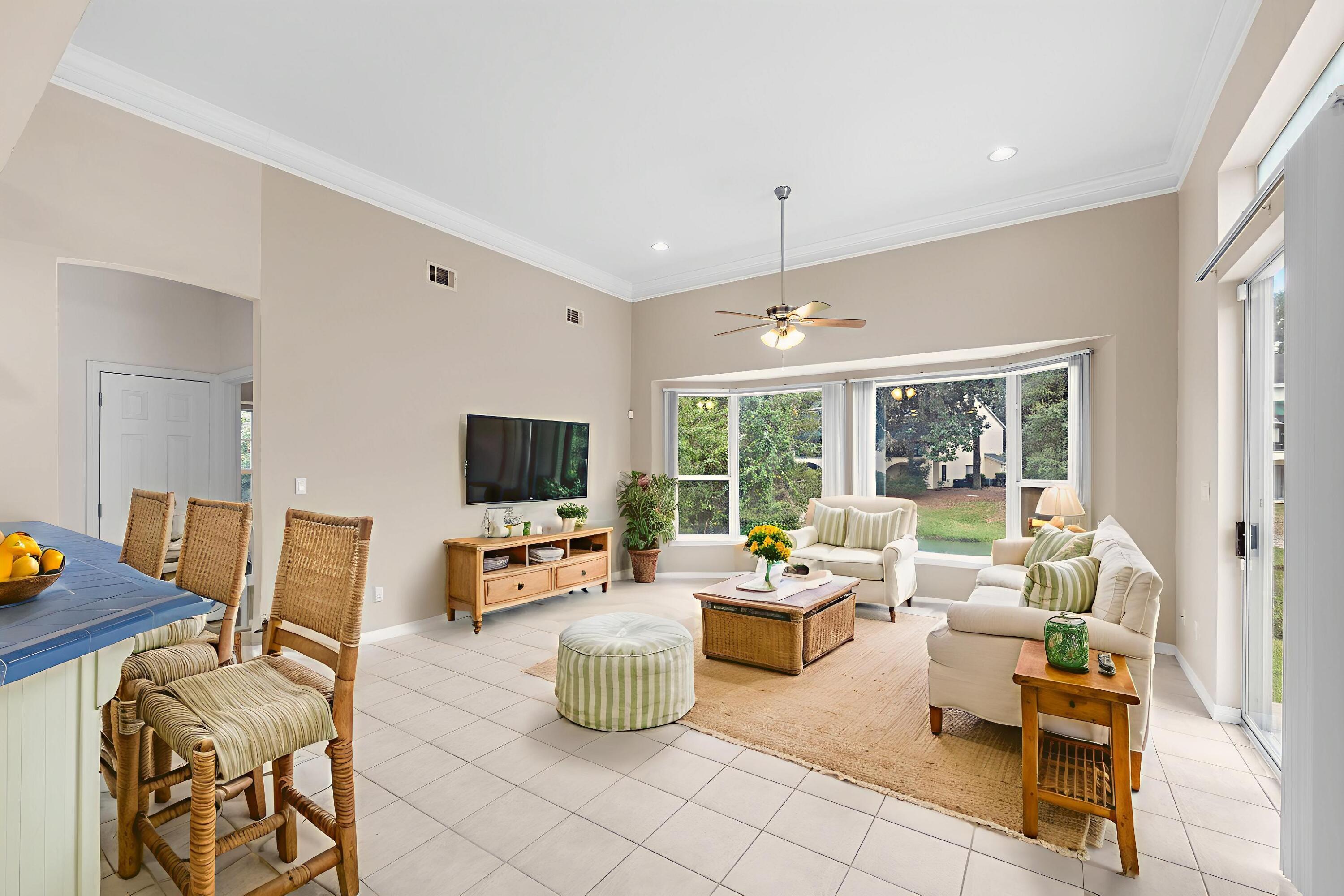 HIDDEN LAKES - Residential