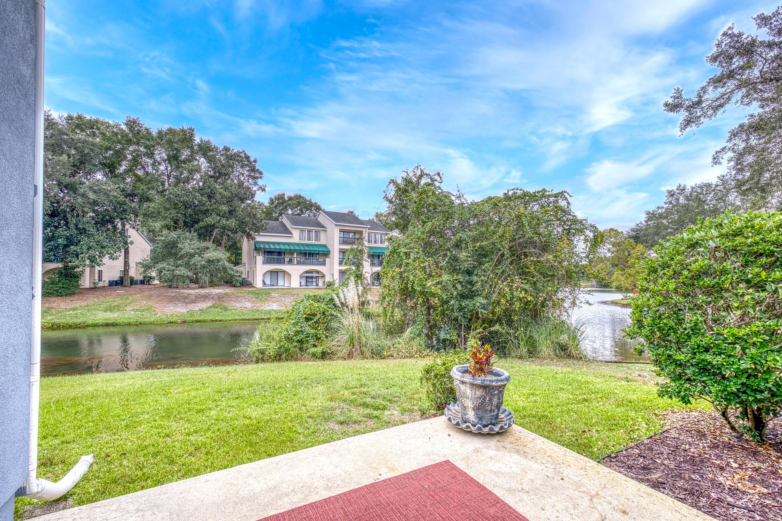 HIDDEN LAKES - Residential