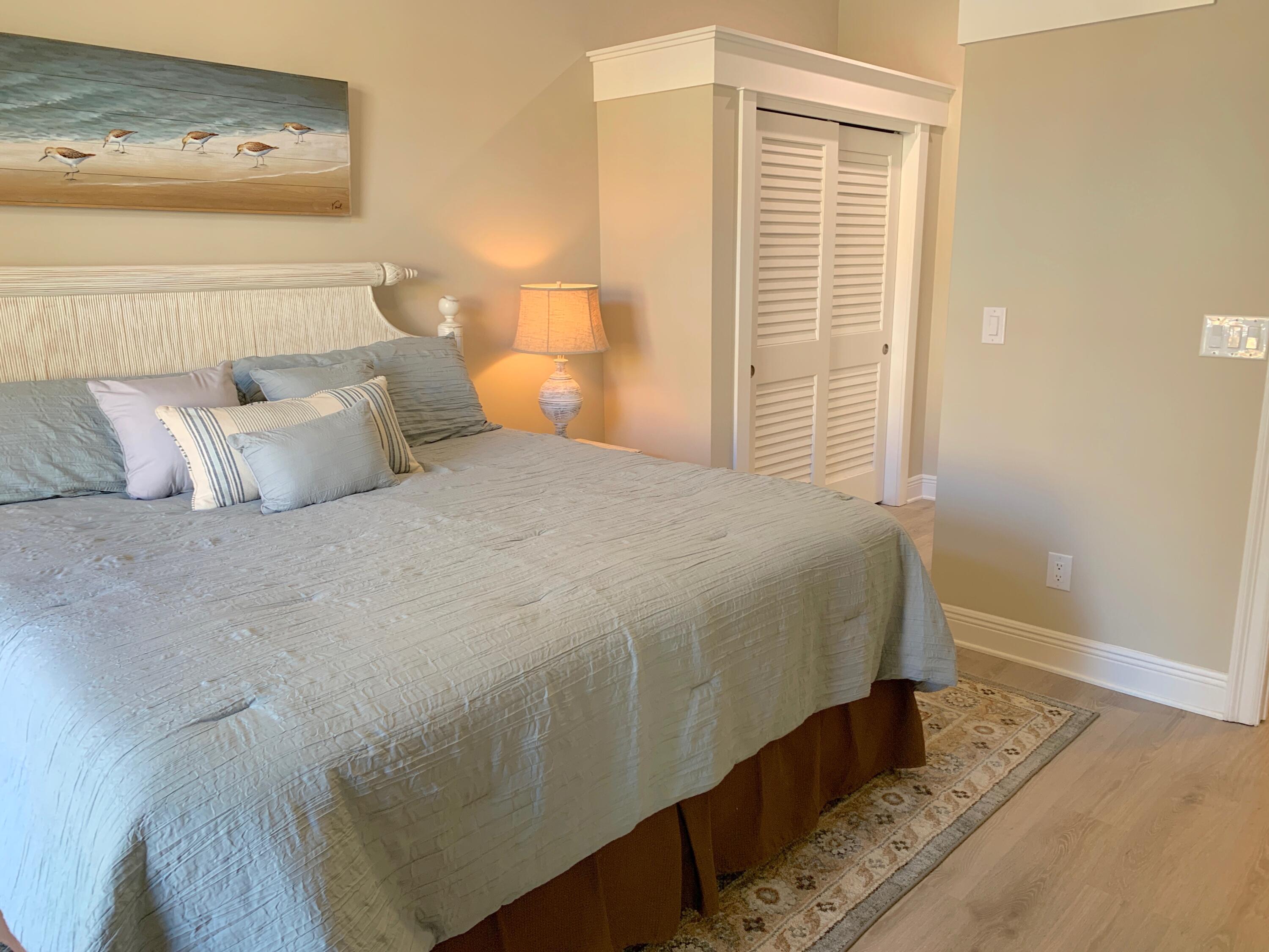 VANTAGE POINTE - Residential