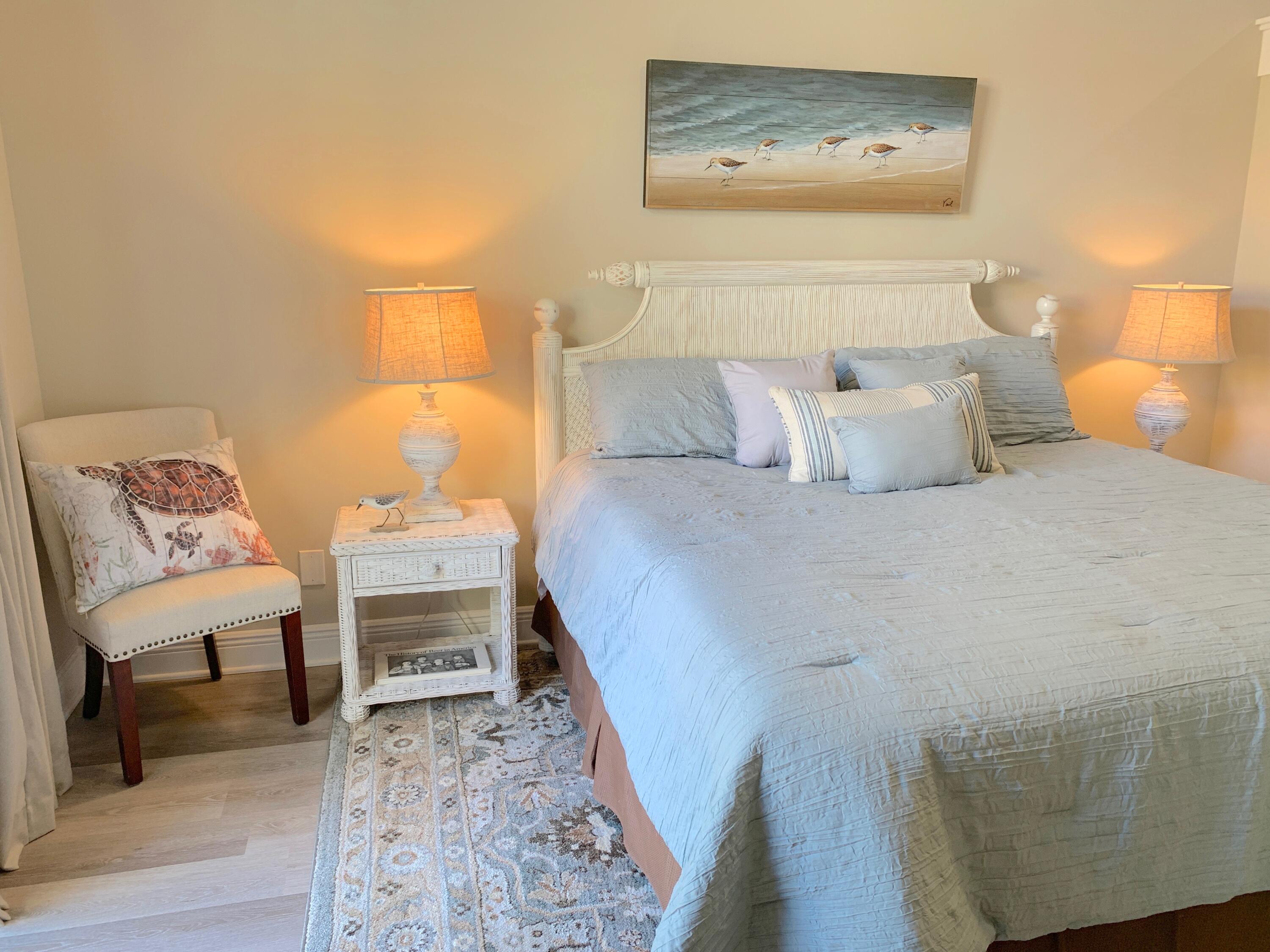 VANTAGE POINTE - Residential
