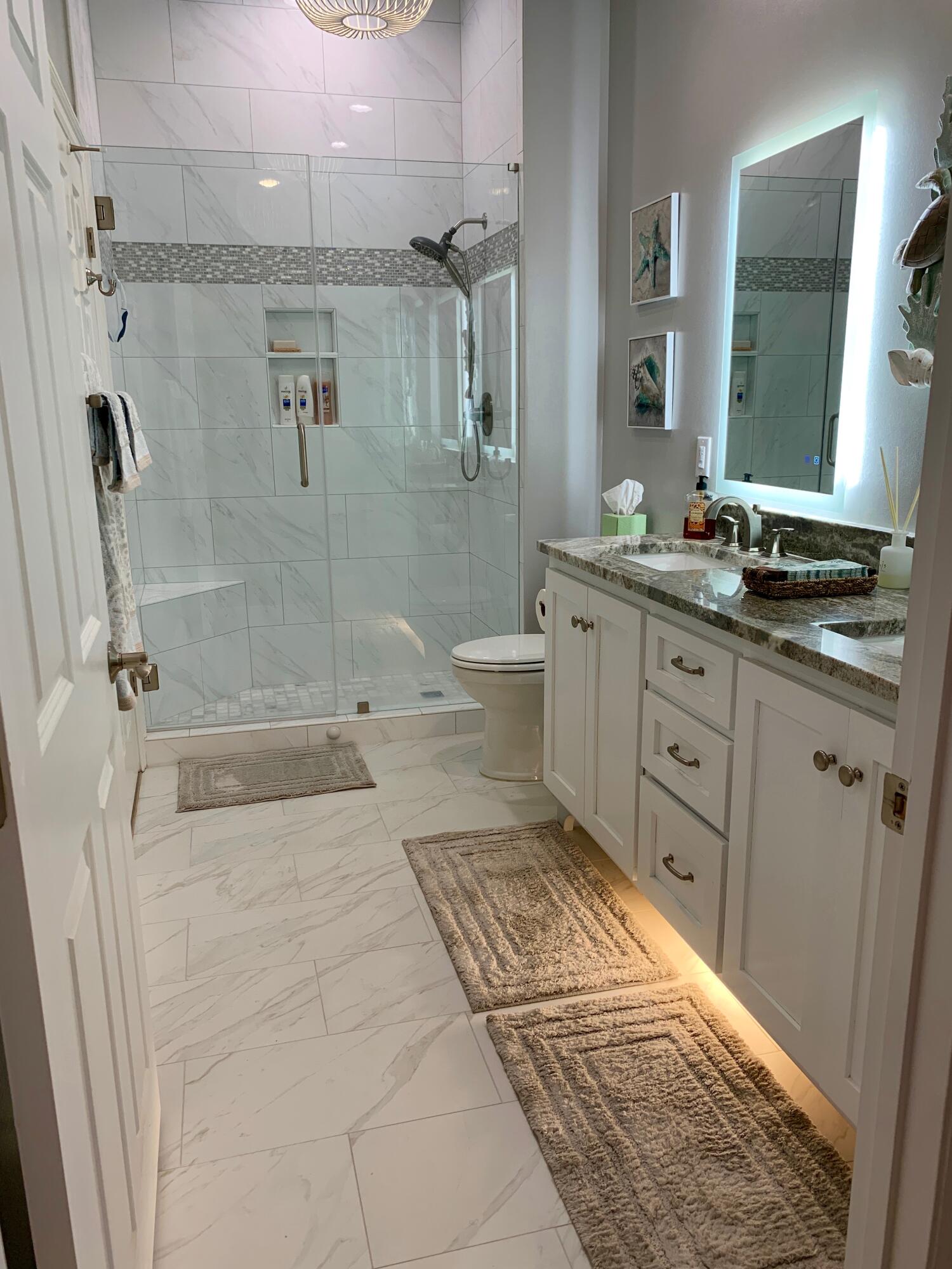 VANTAGE POINTE - Residential