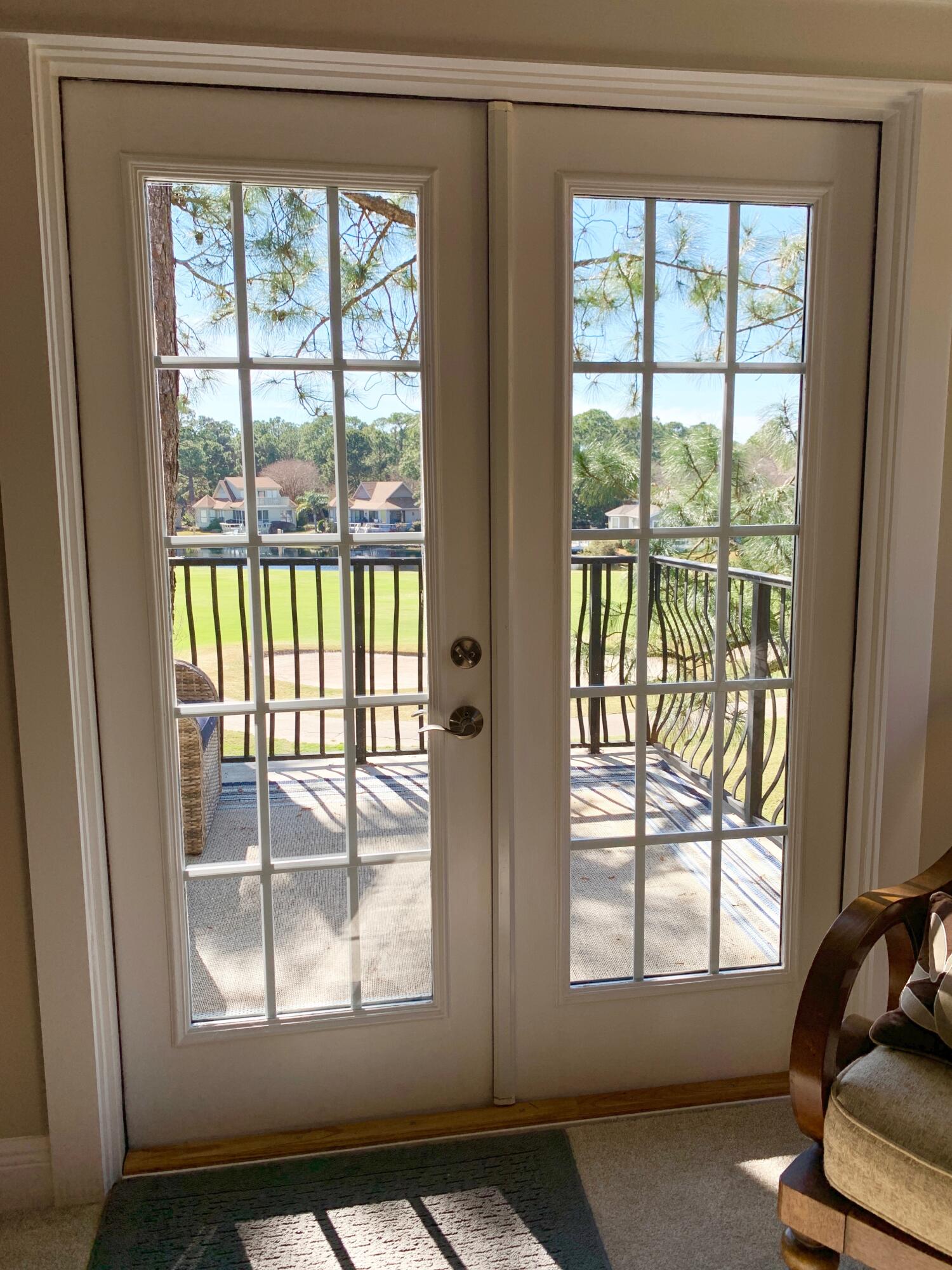 VANTAGE POINTE - Residential