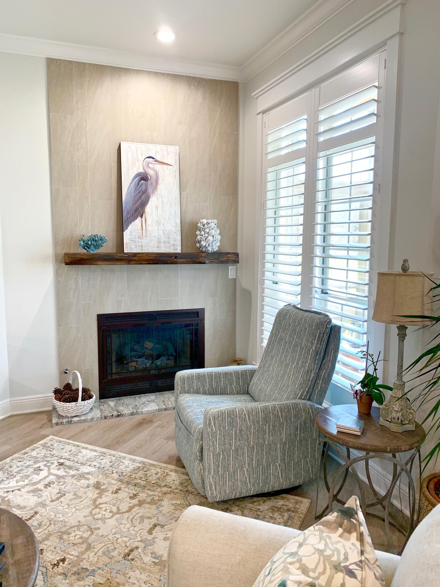 VANTAGE POINTE - Residential