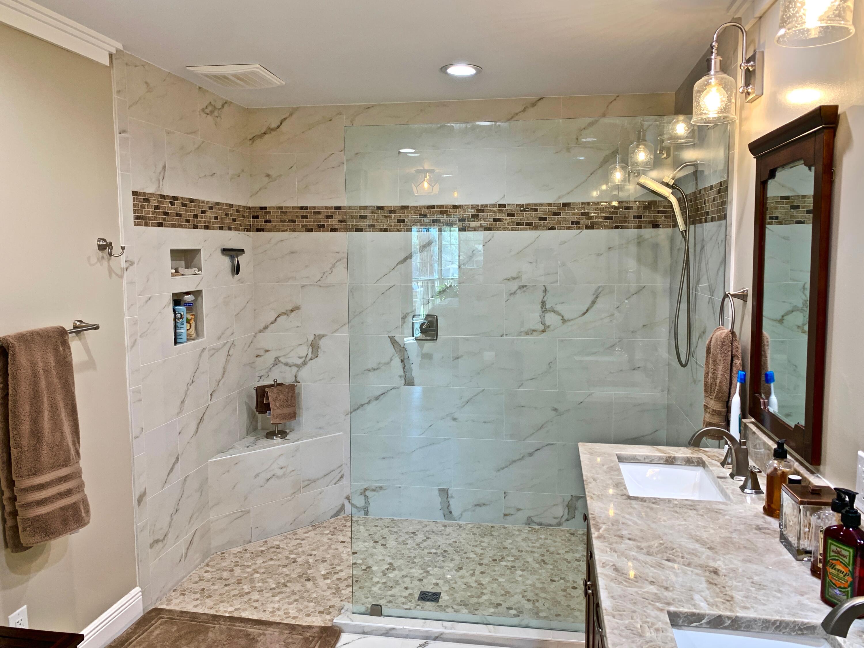 VANTAGE POINTE - Residential