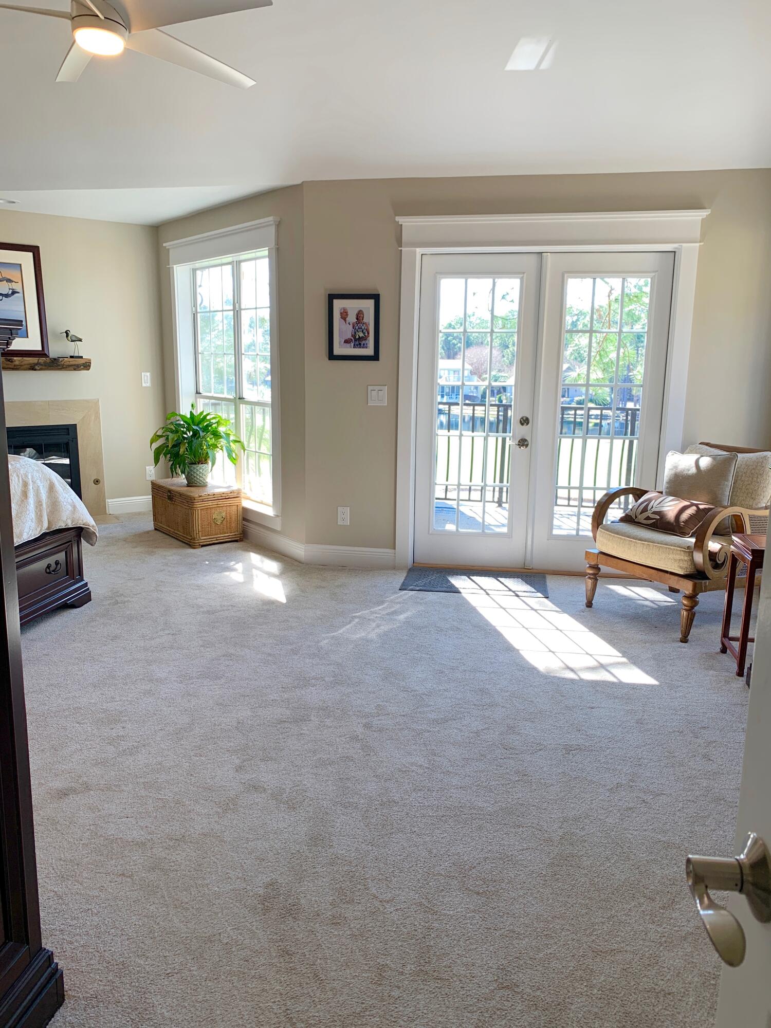 VANTAGE POINTE - Residential