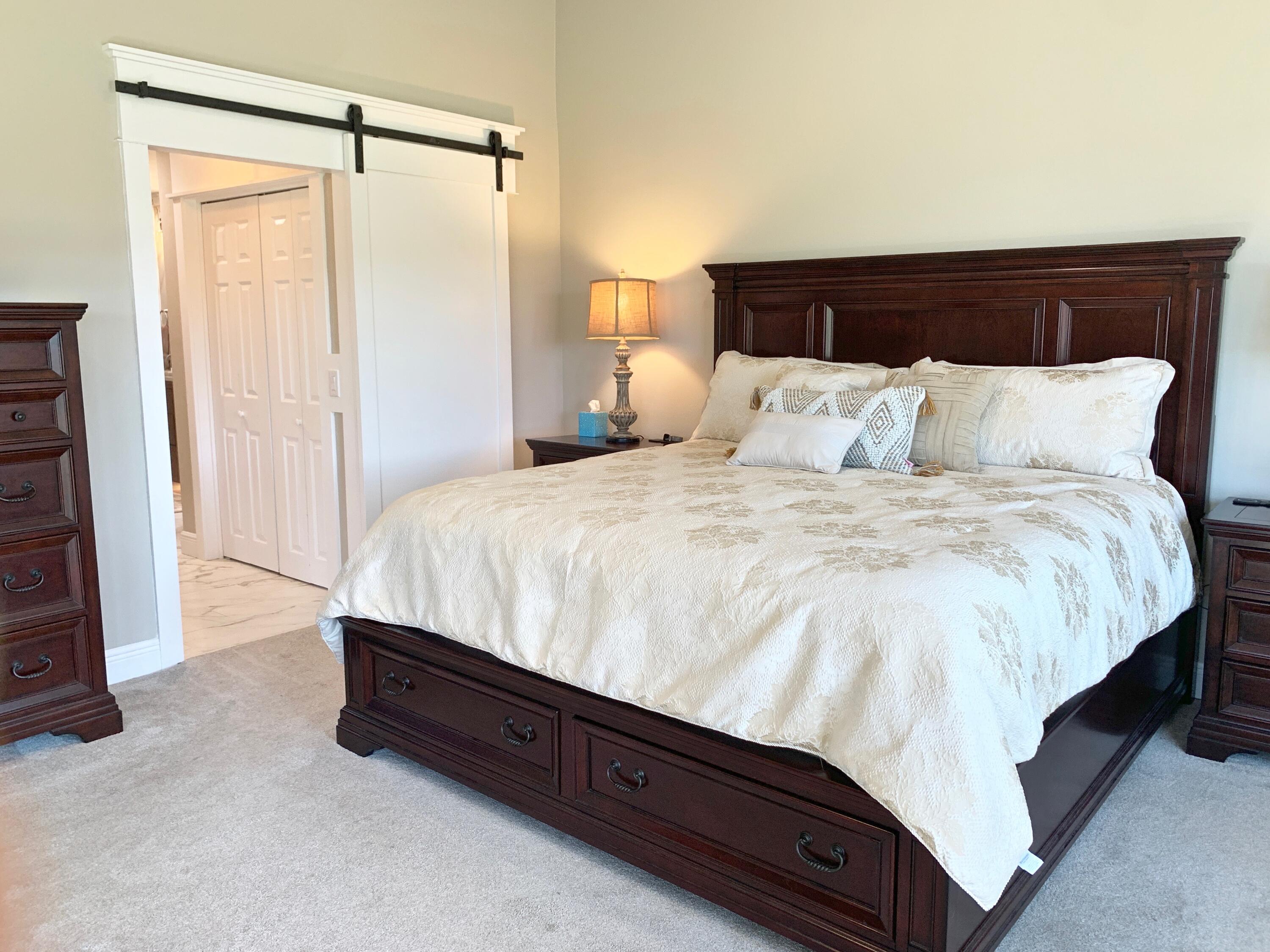 VANTAGE POINTE - Residential