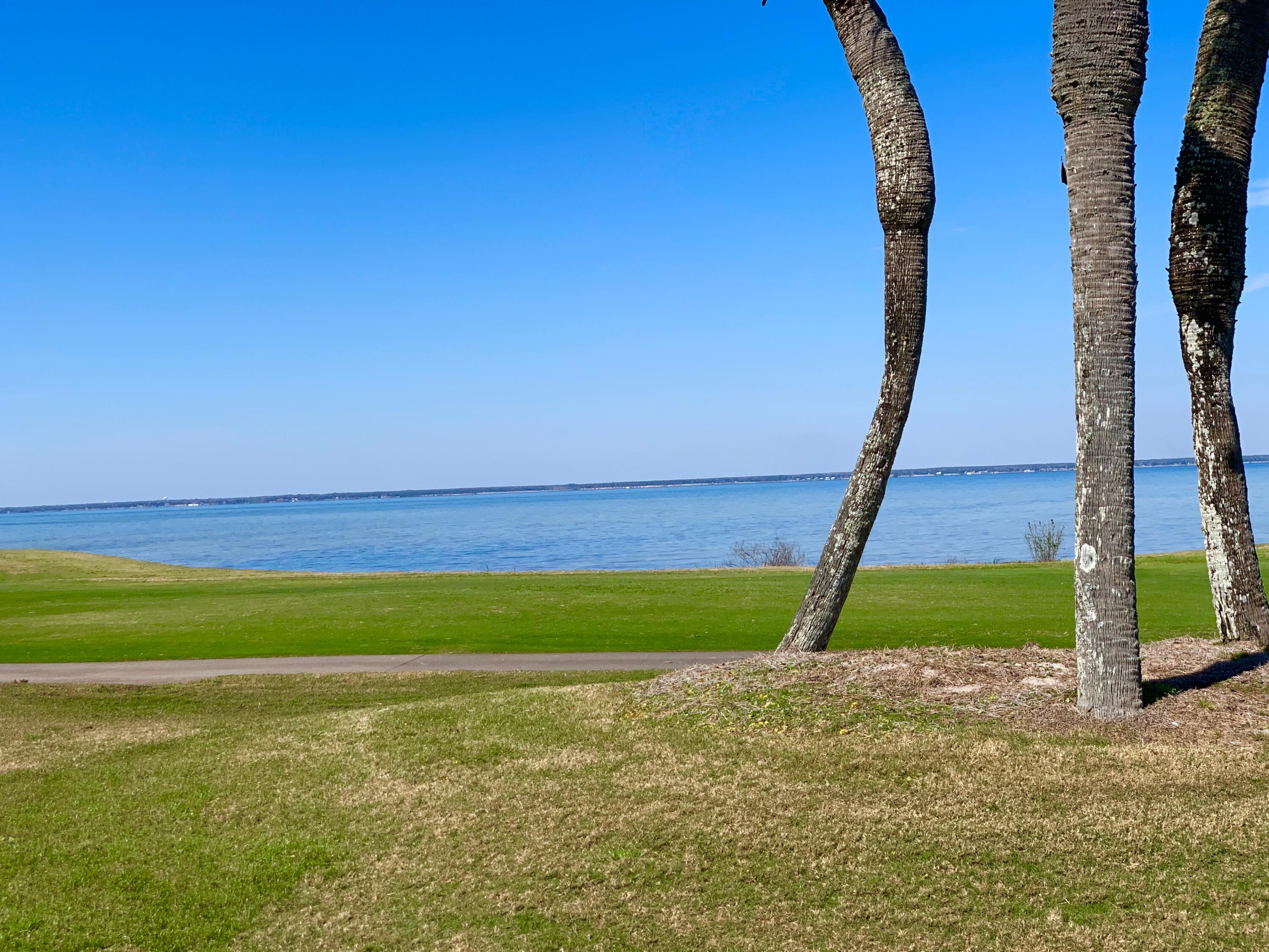 VANTAGE POINTE - Residential