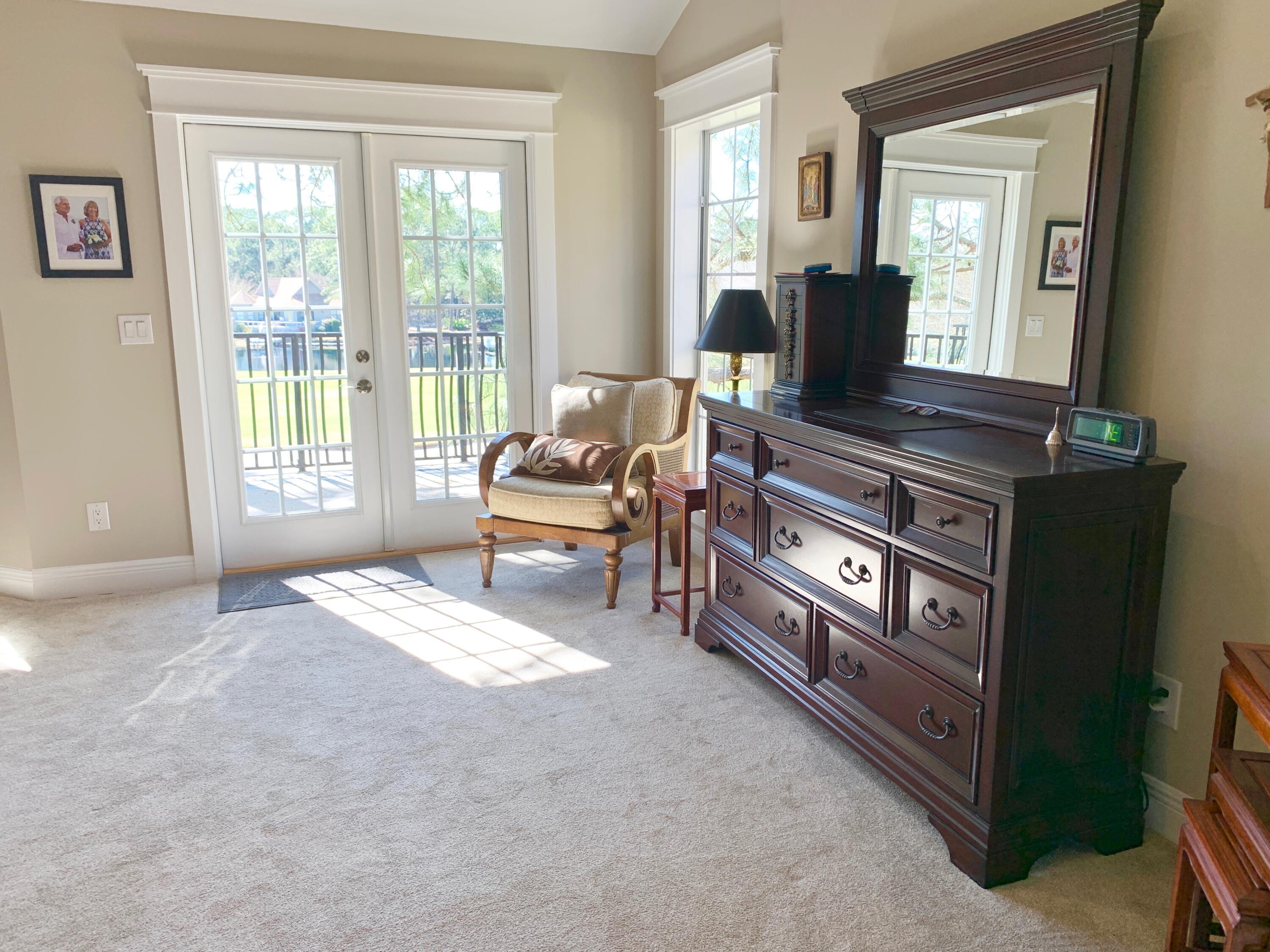 VANTAGE POINTE - Residential