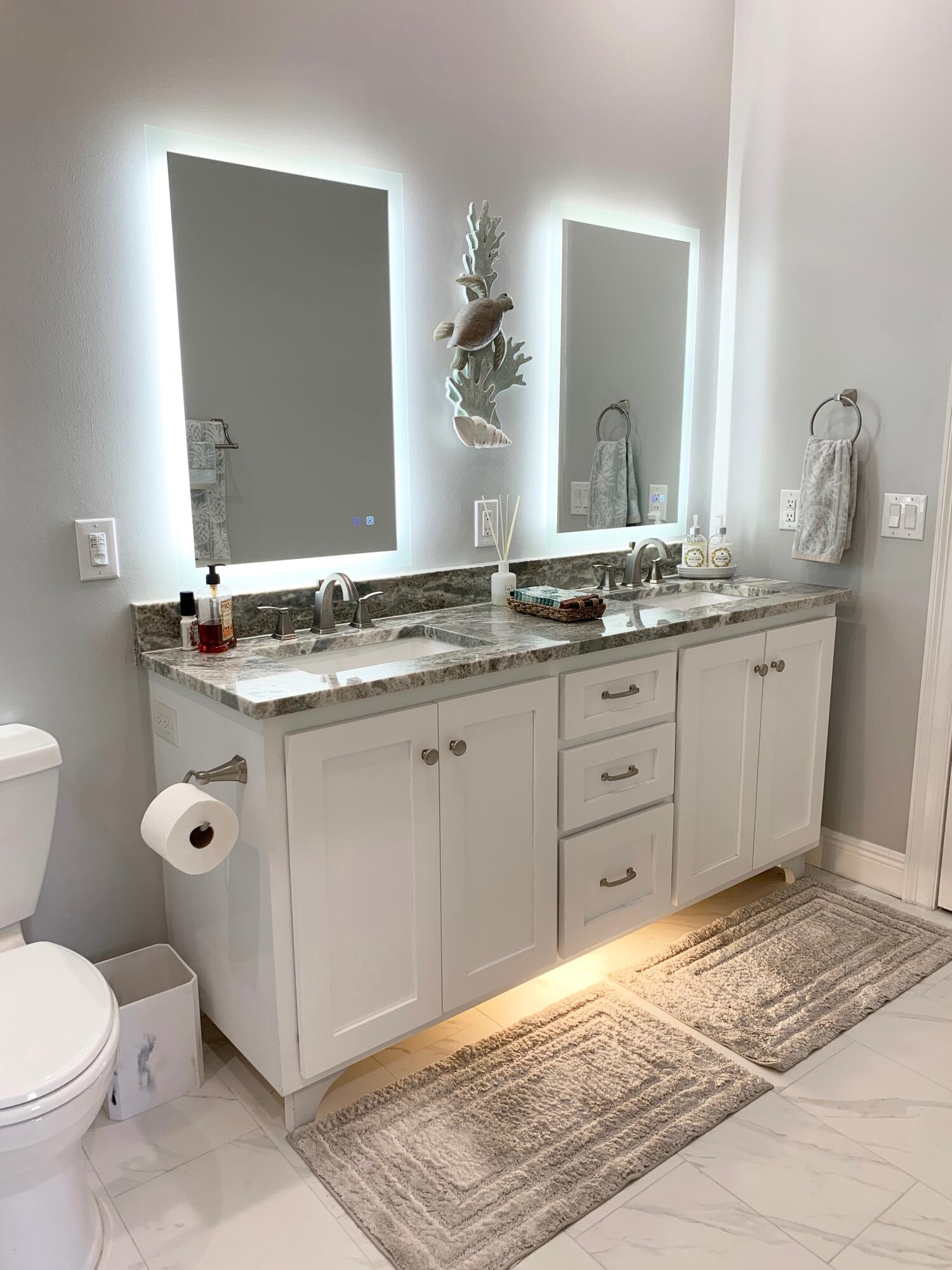 VANTAGE POINTE - Residential