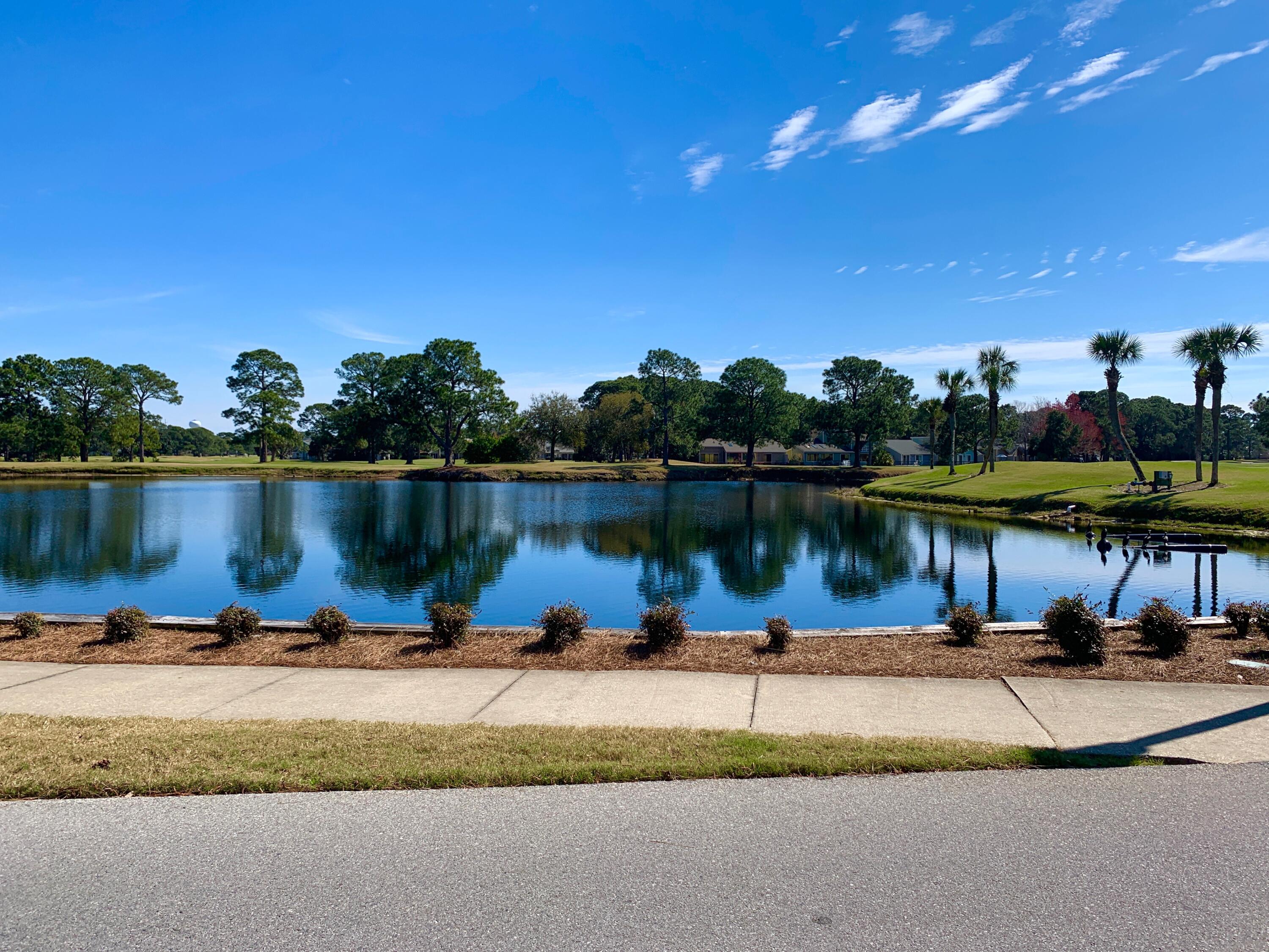 VANTAGE POINTE - Residential