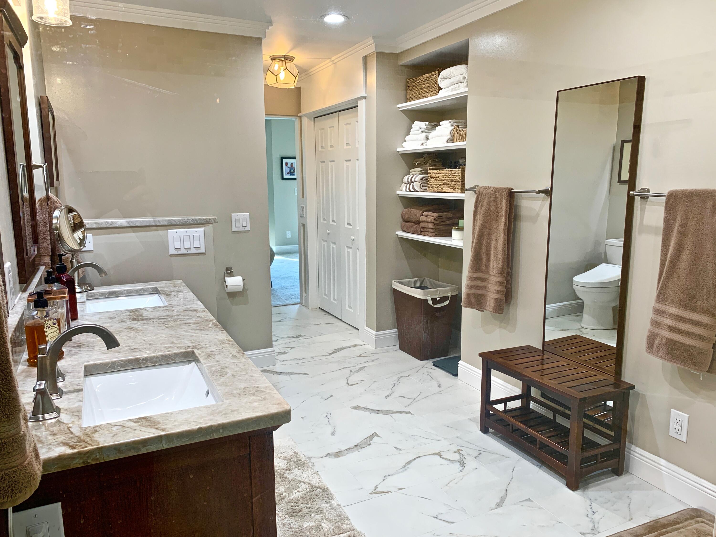 VANTAGE POINTE - Residential