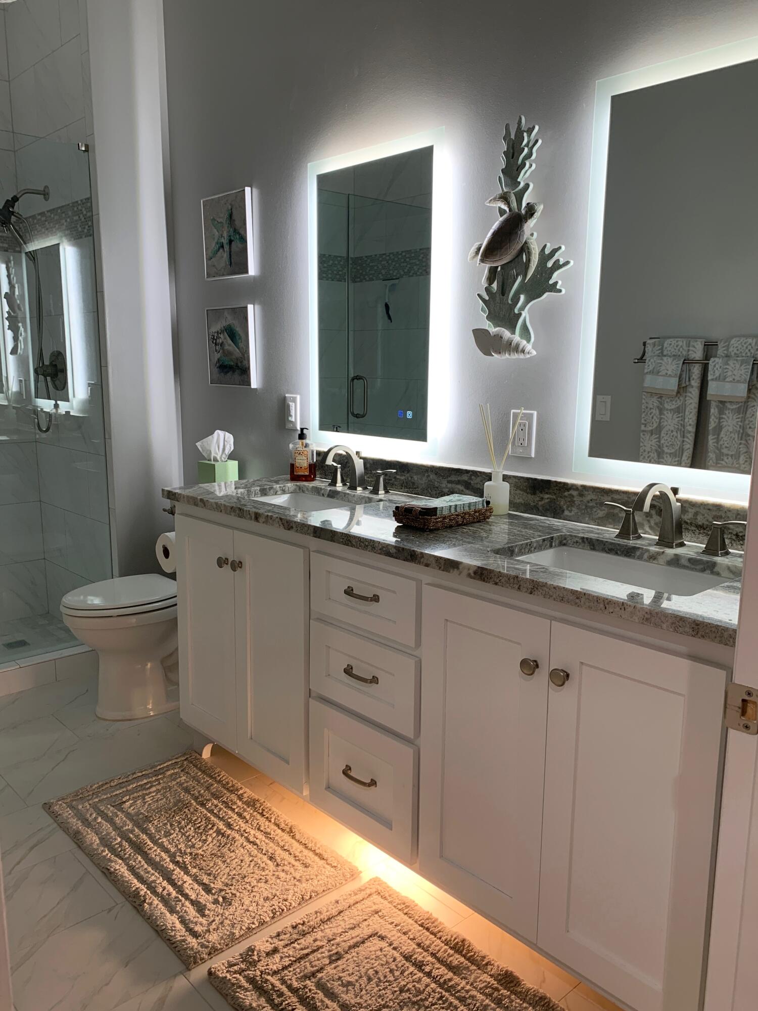 VANTAGE POINTE - Residential