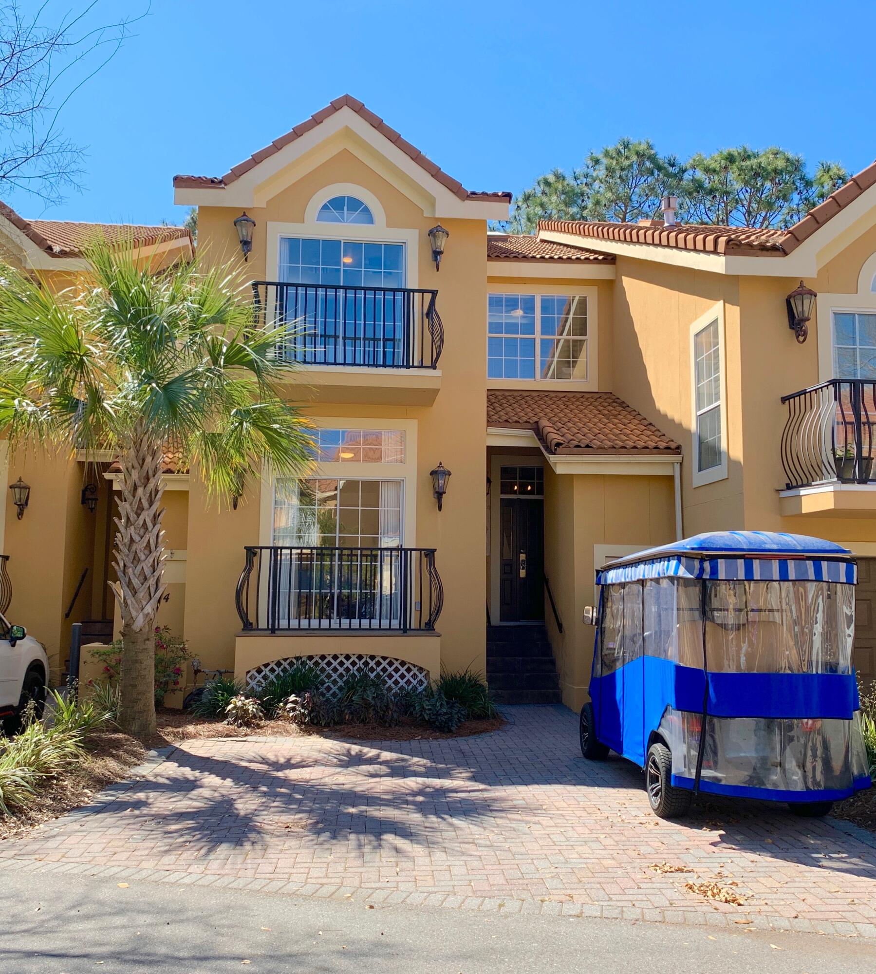 VANTAGE POINTE - Residential