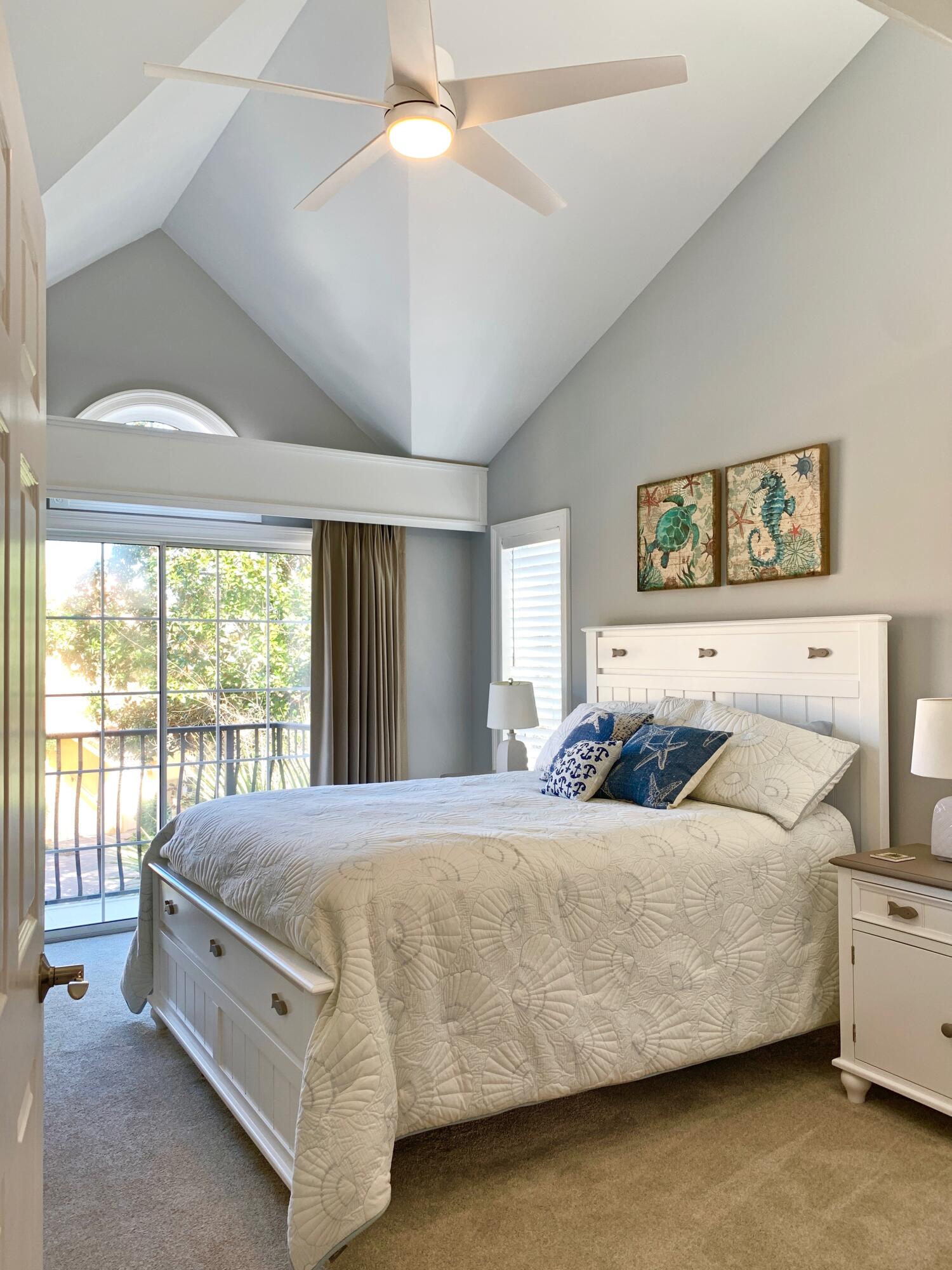 VANTAGE POINTE - Residential