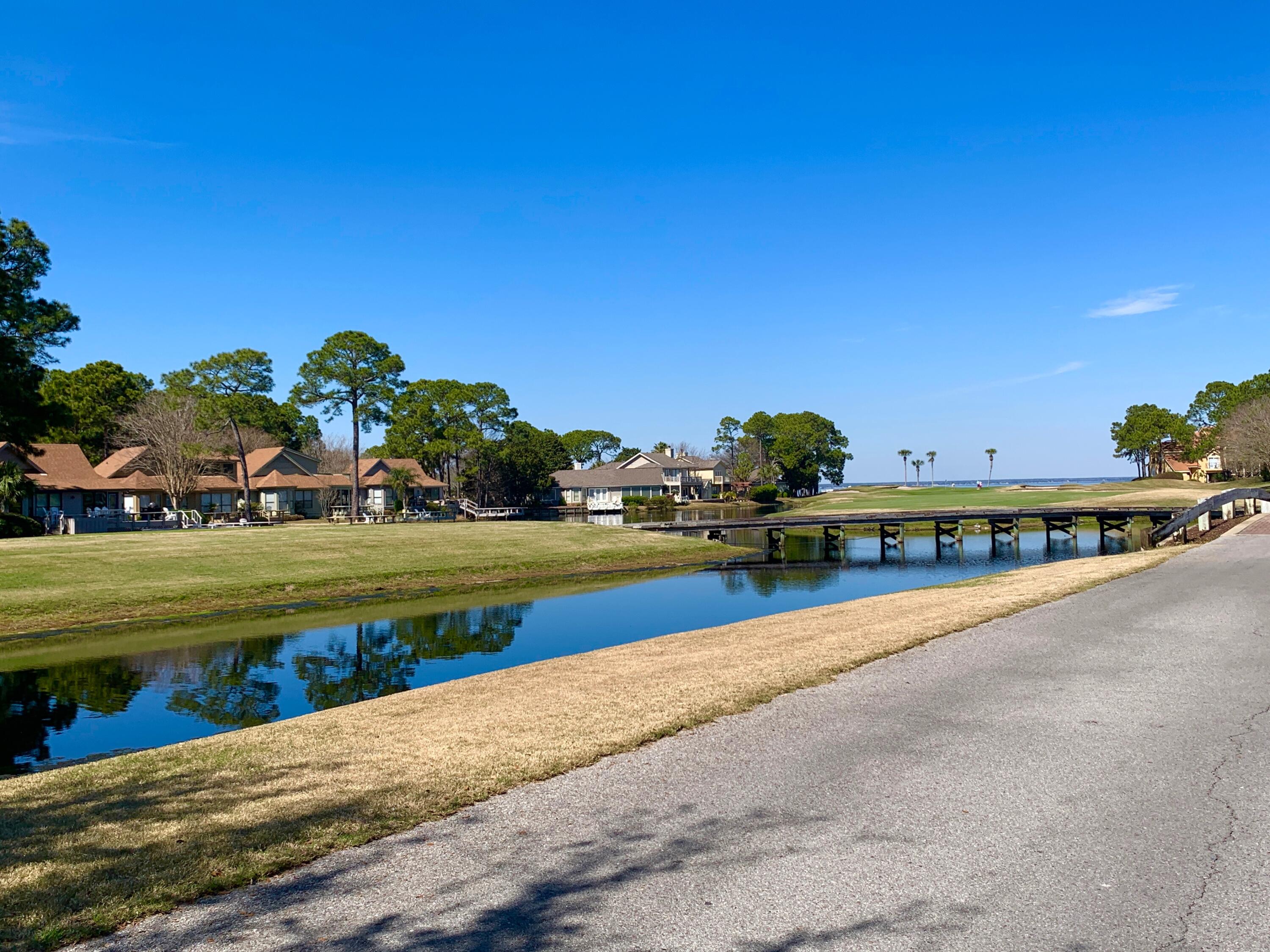 VANTAGE POINTE - Residential