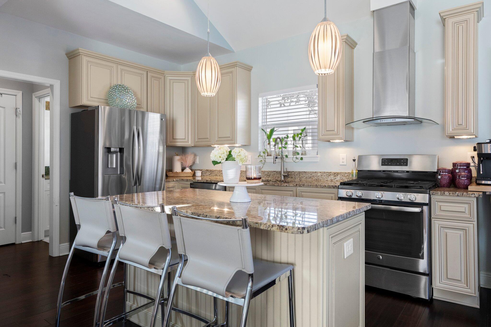 Bayshore Pines - Residential