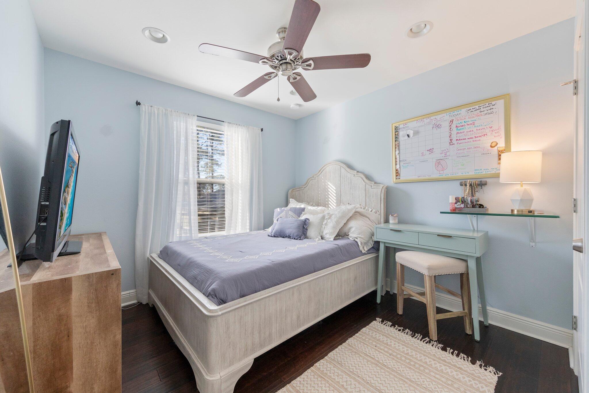 Bayshore Pines - Residential