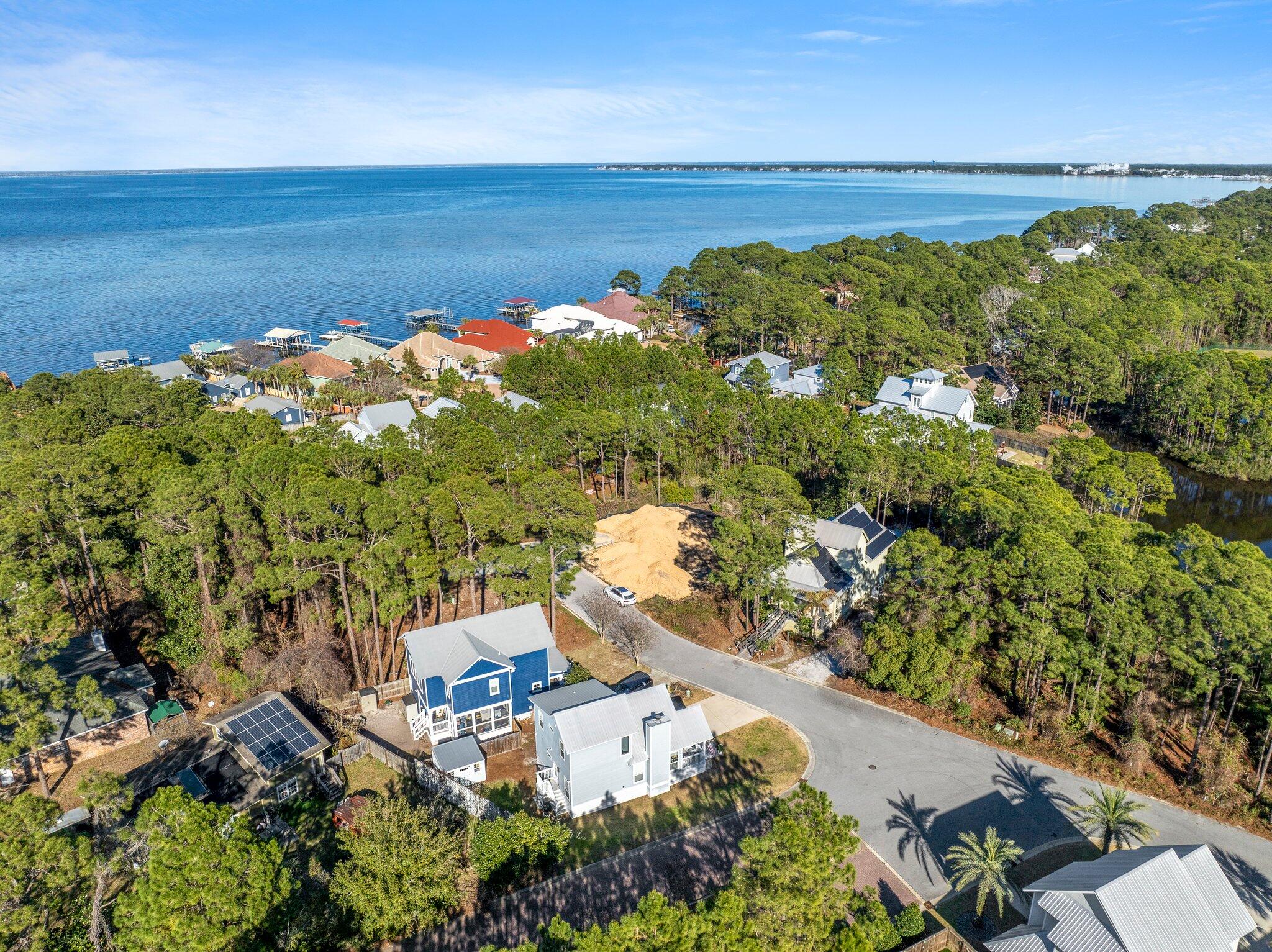 Bayshore Pines - Residential