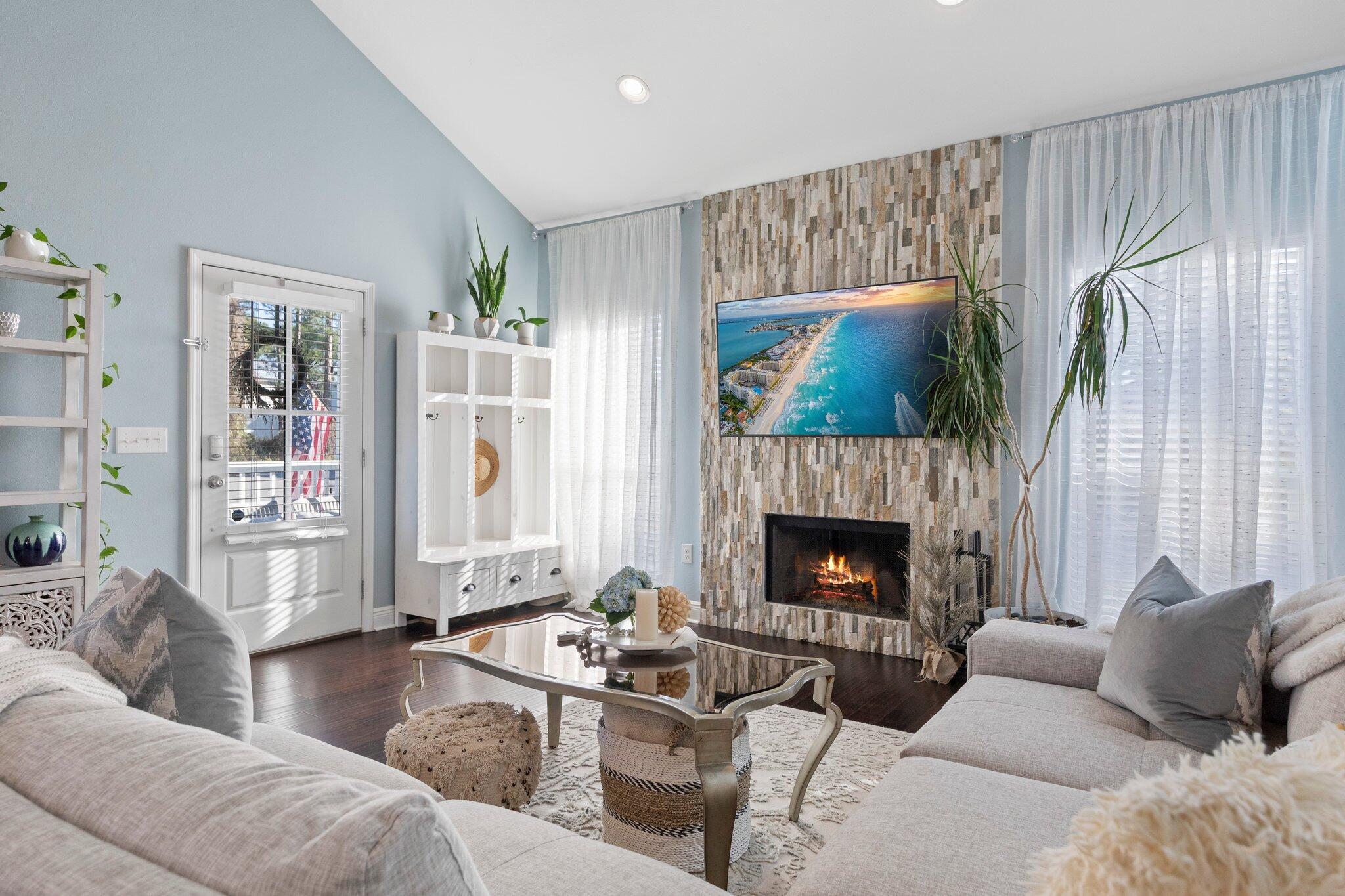 Bayshore Pines - Residential