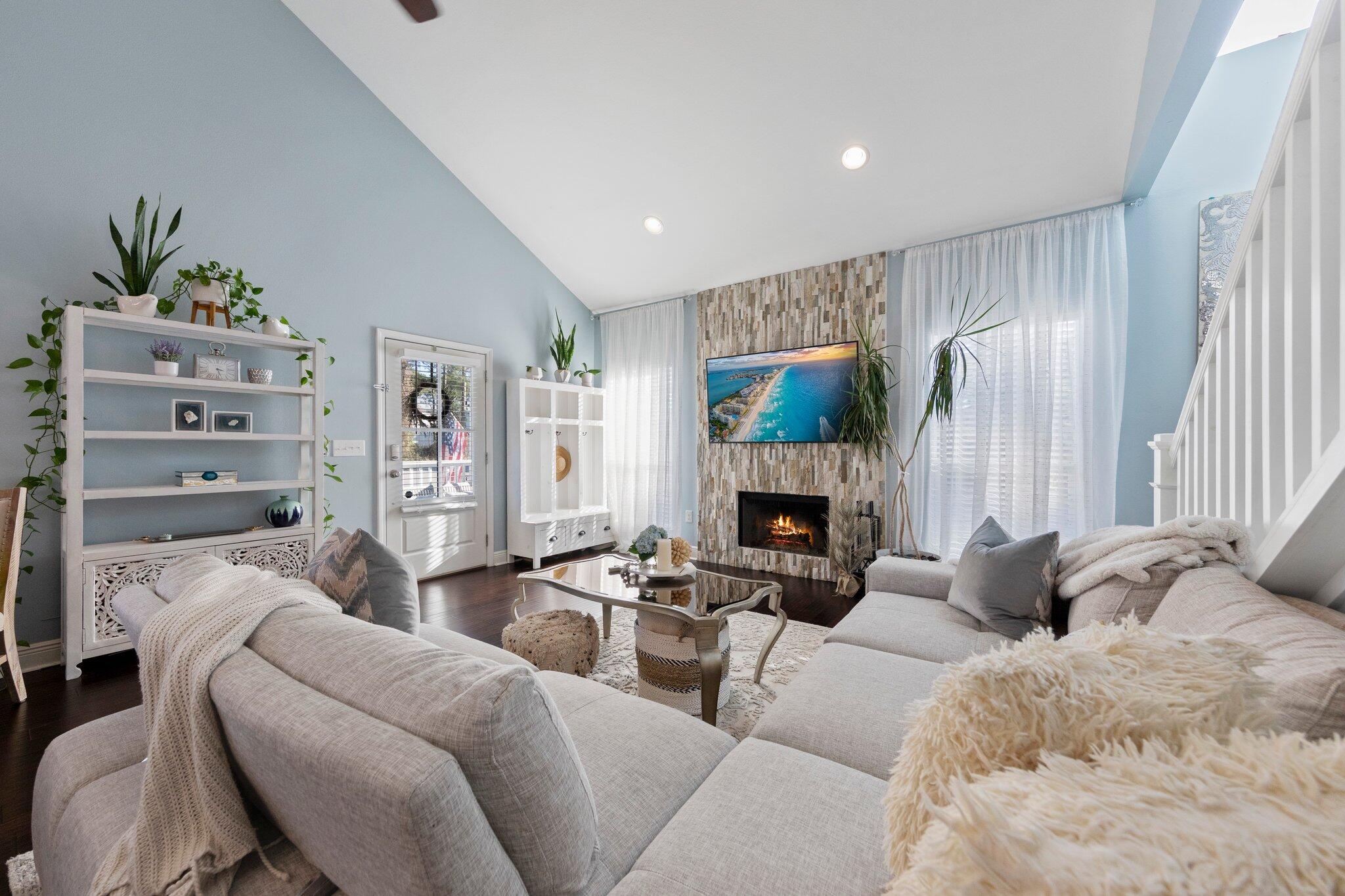 Bayshore Pines - Residential