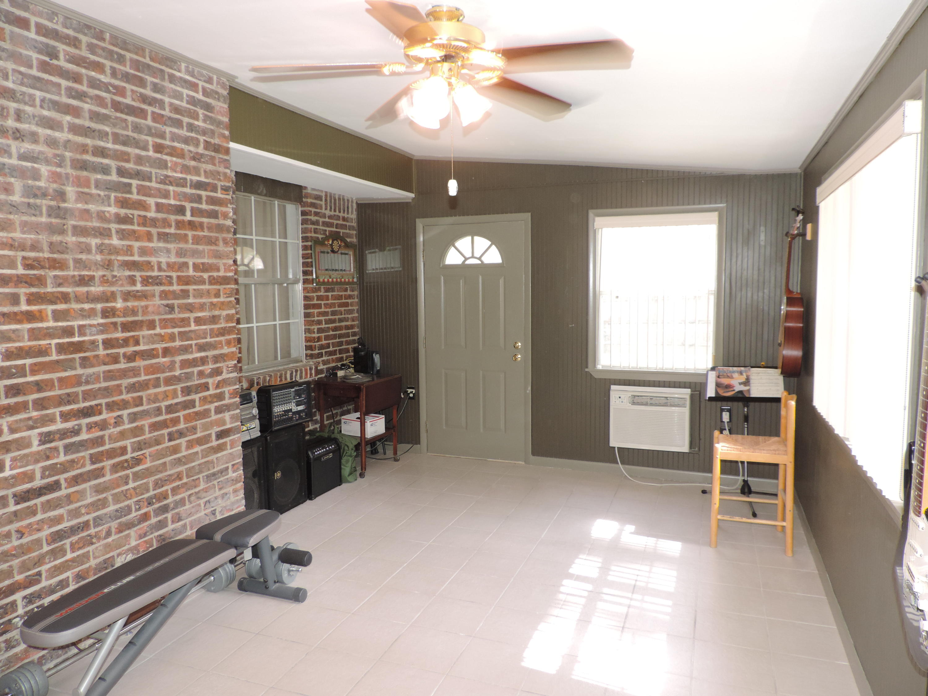 COLLEGE WOOD UNIT 2 - Residential