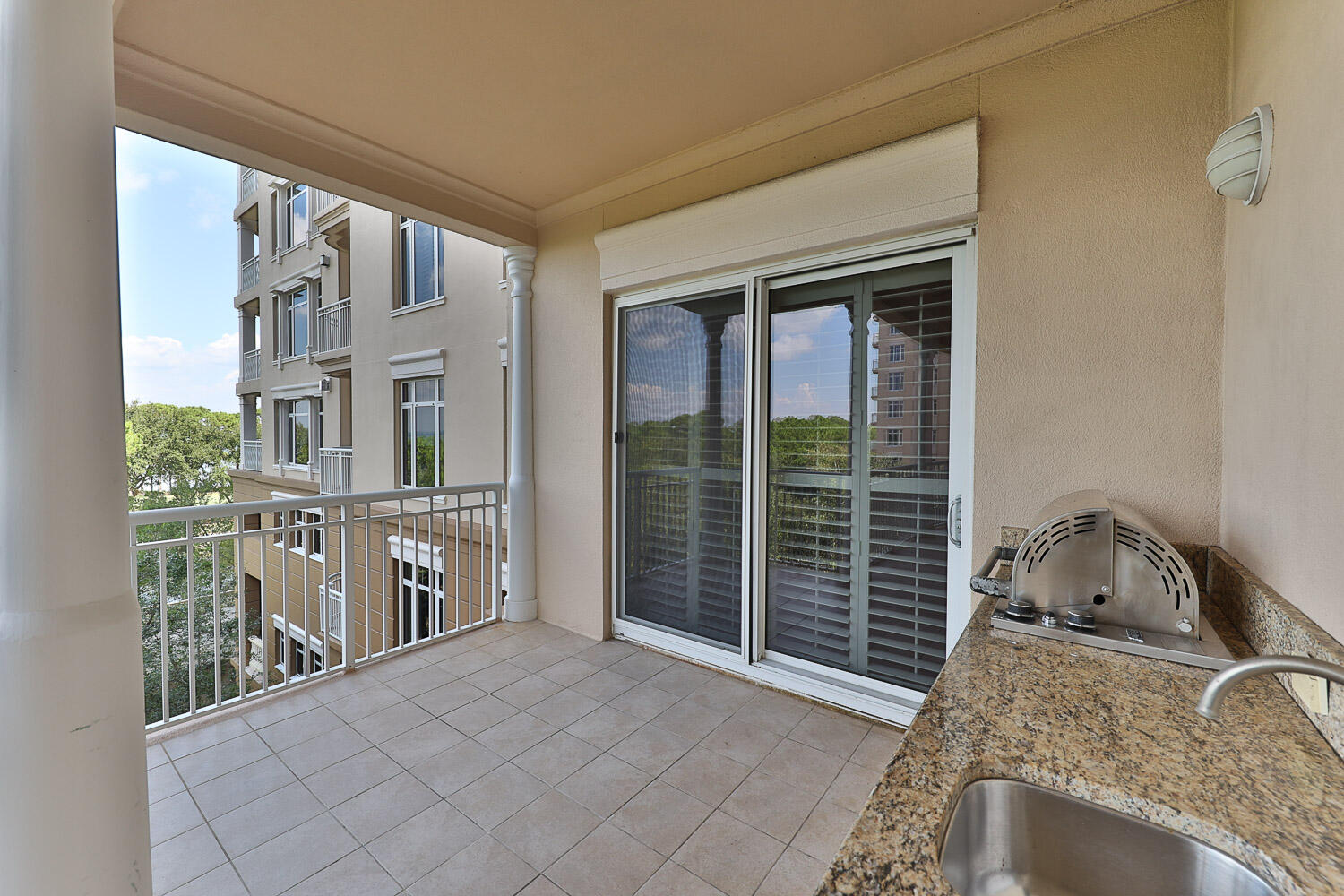 ONE WATER PLACE AT KELLY PLANTATION - Residential Lease