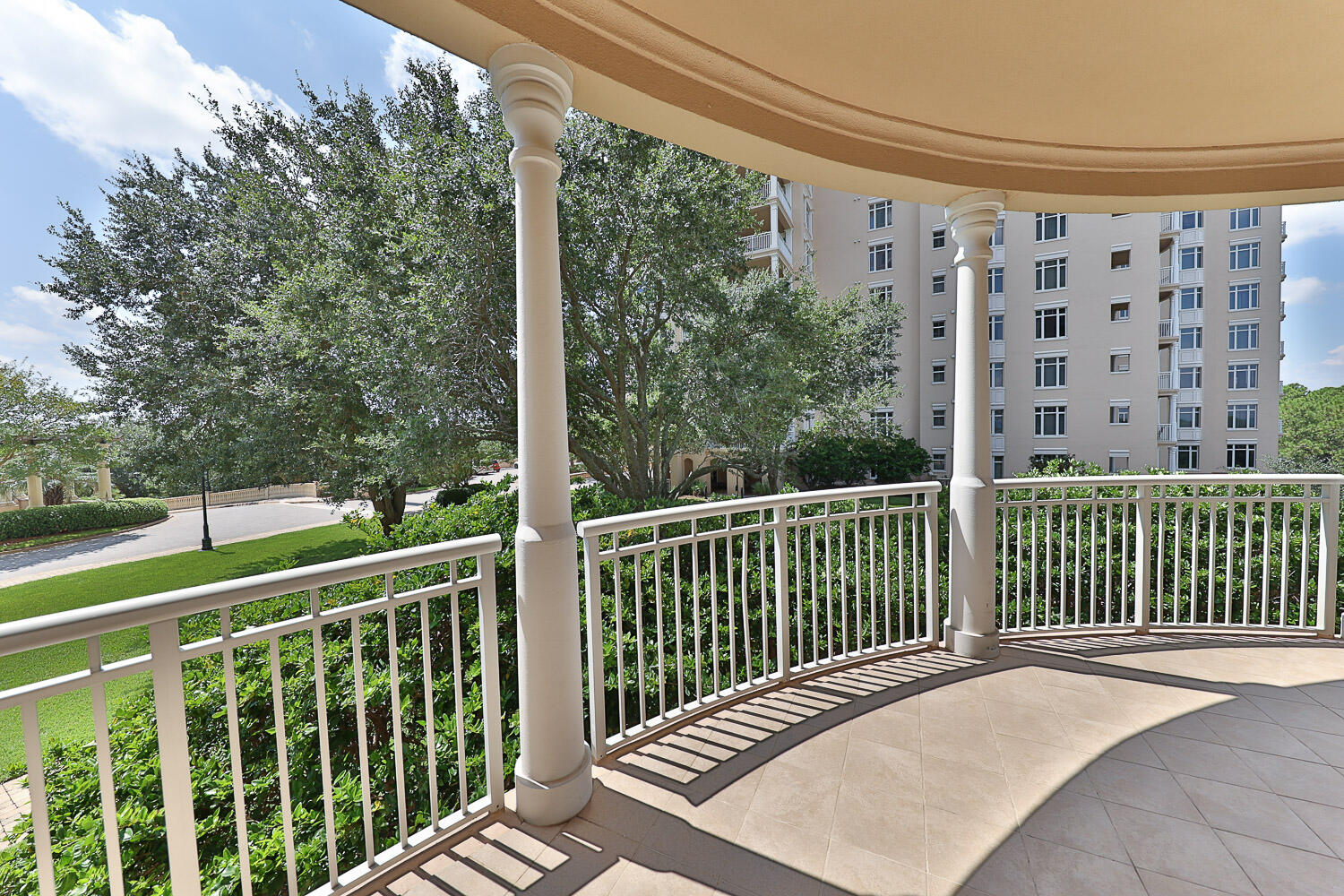 ONE WATER PLACE AT KELLY PLANTATION - Residential Lease