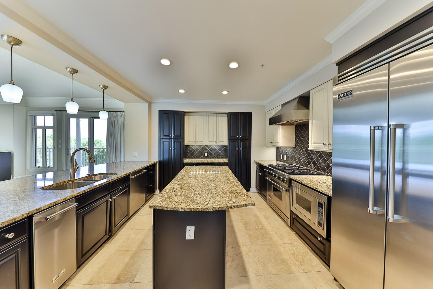 ONE WATER PLACE AT KELLY PLANTATION - Residential Lease